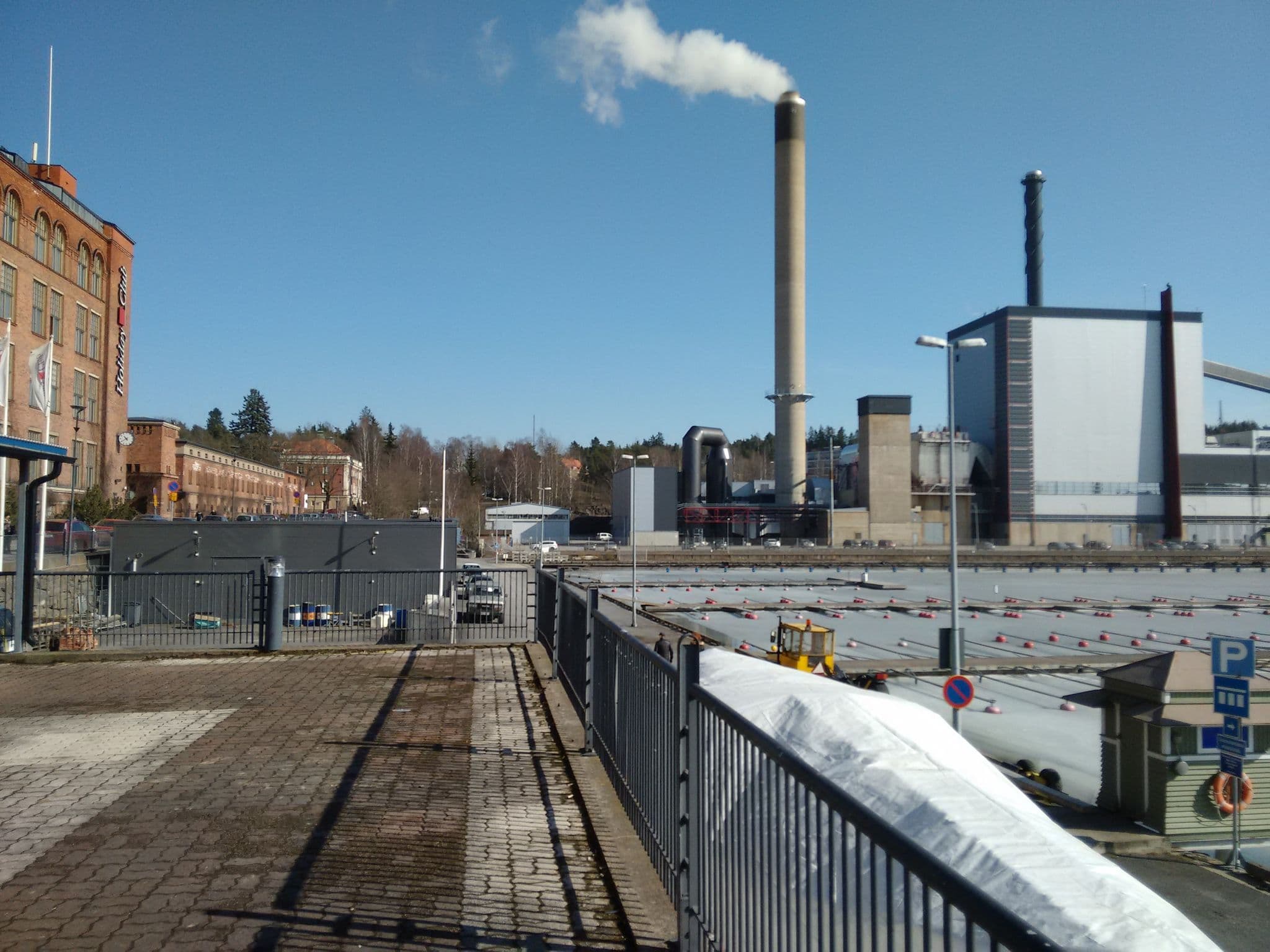 Street view near Näsijärven Kimallus, Lapinniemi — © snowden (CC BY-SA · Mapillary)