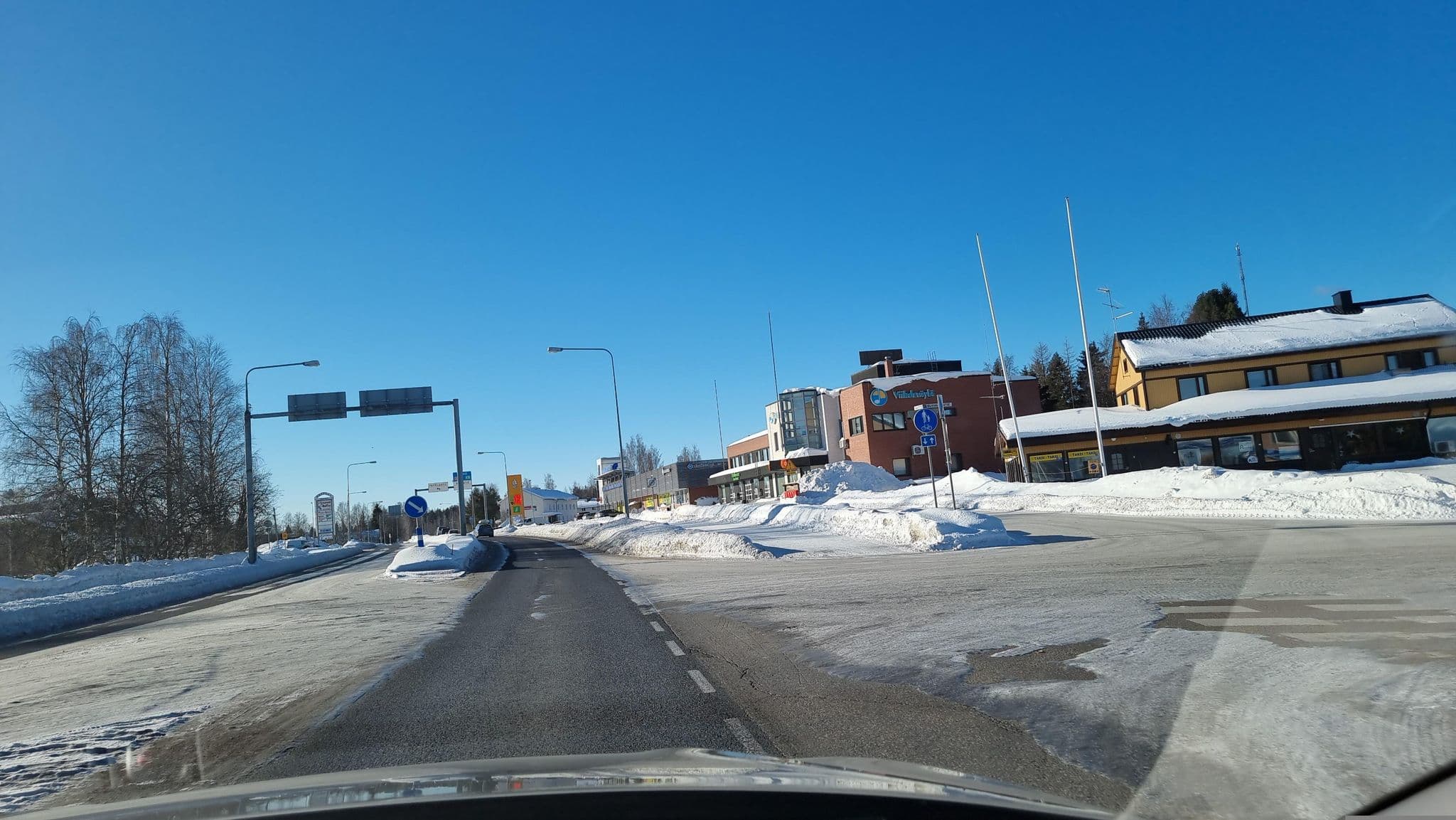Street view near Motelli Jätkänkolo, Pello — © houtari (CC BY-SA · Mapillary)