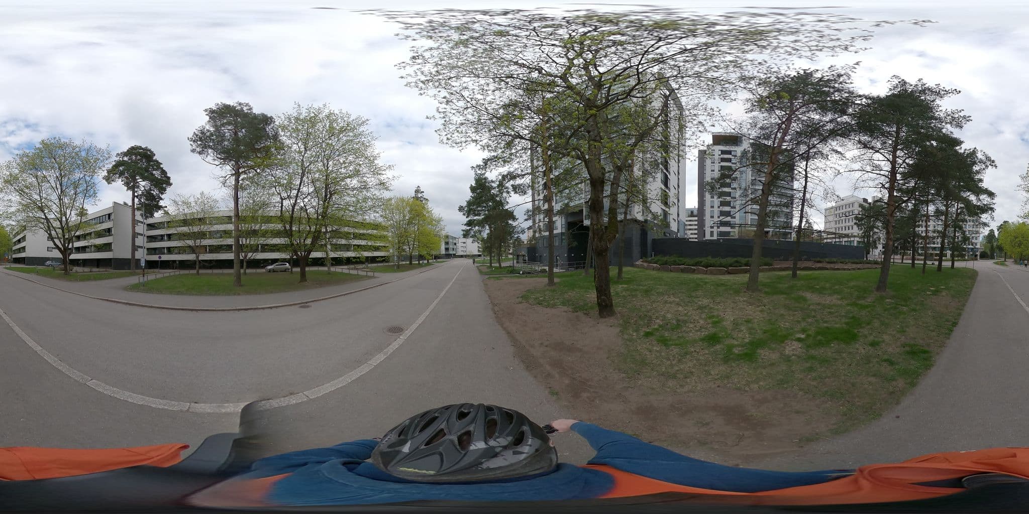 Street view near Sato HotelliKoti, Tapiola — © ainki (CC BY-SA · Mapillary)