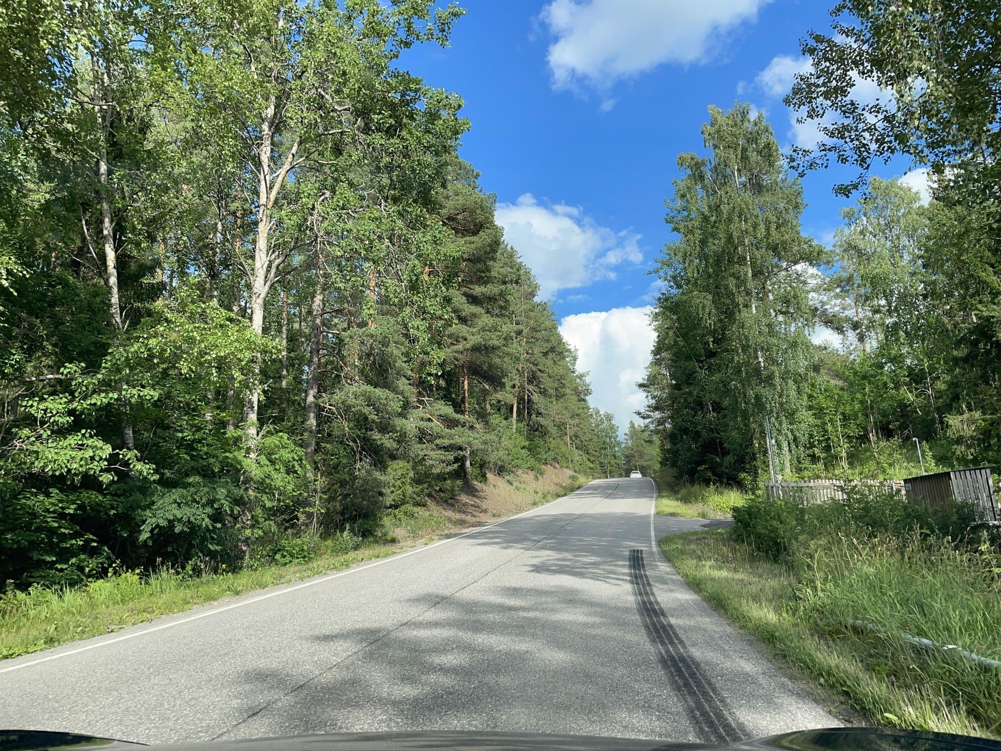 Street view near Herusten Mökki, Veikkari — © kino (CC BY-SA · Mapillary)