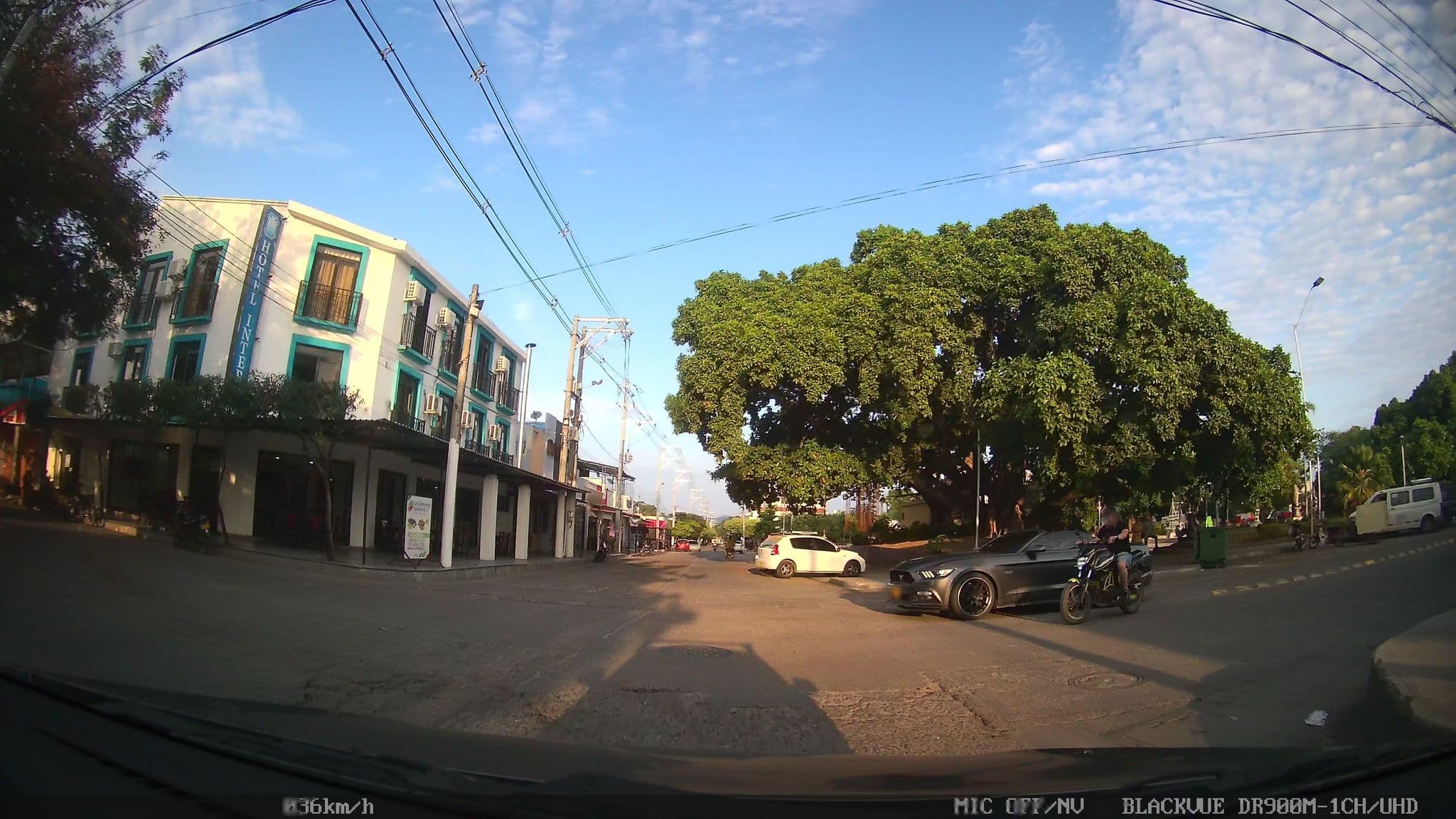 Street view near Hotel Inter, Espinal — © kaart_2 (CC BY-SA · Mapillary)