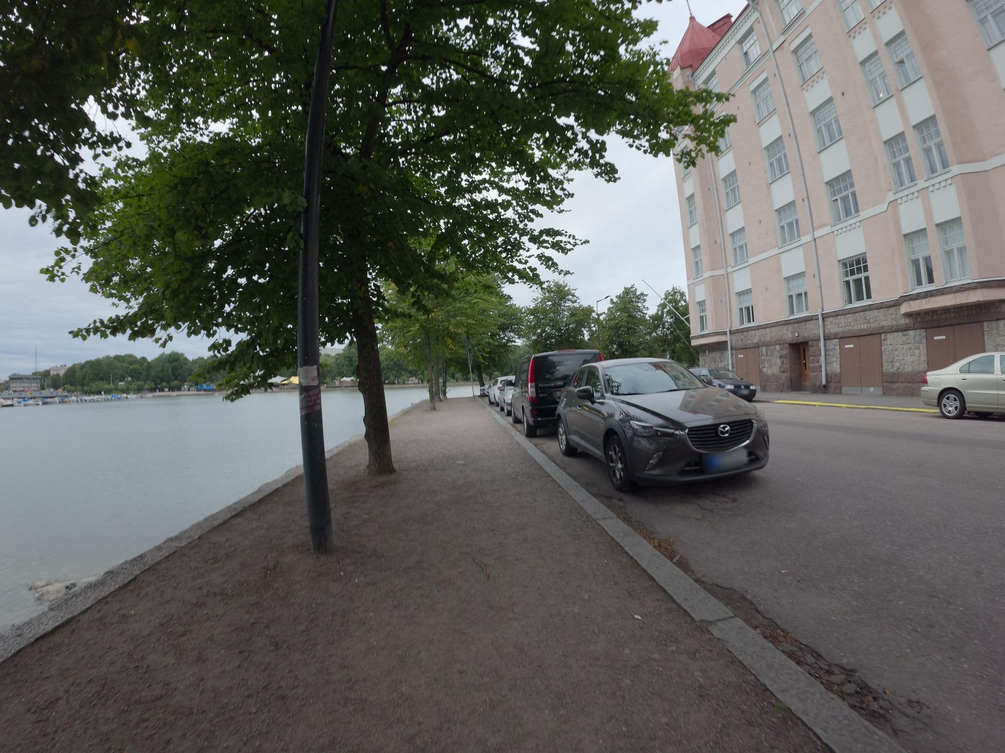 Street view near Phoebe's Place, Linjat — © Barro (CC BY-SA · Mapillary)