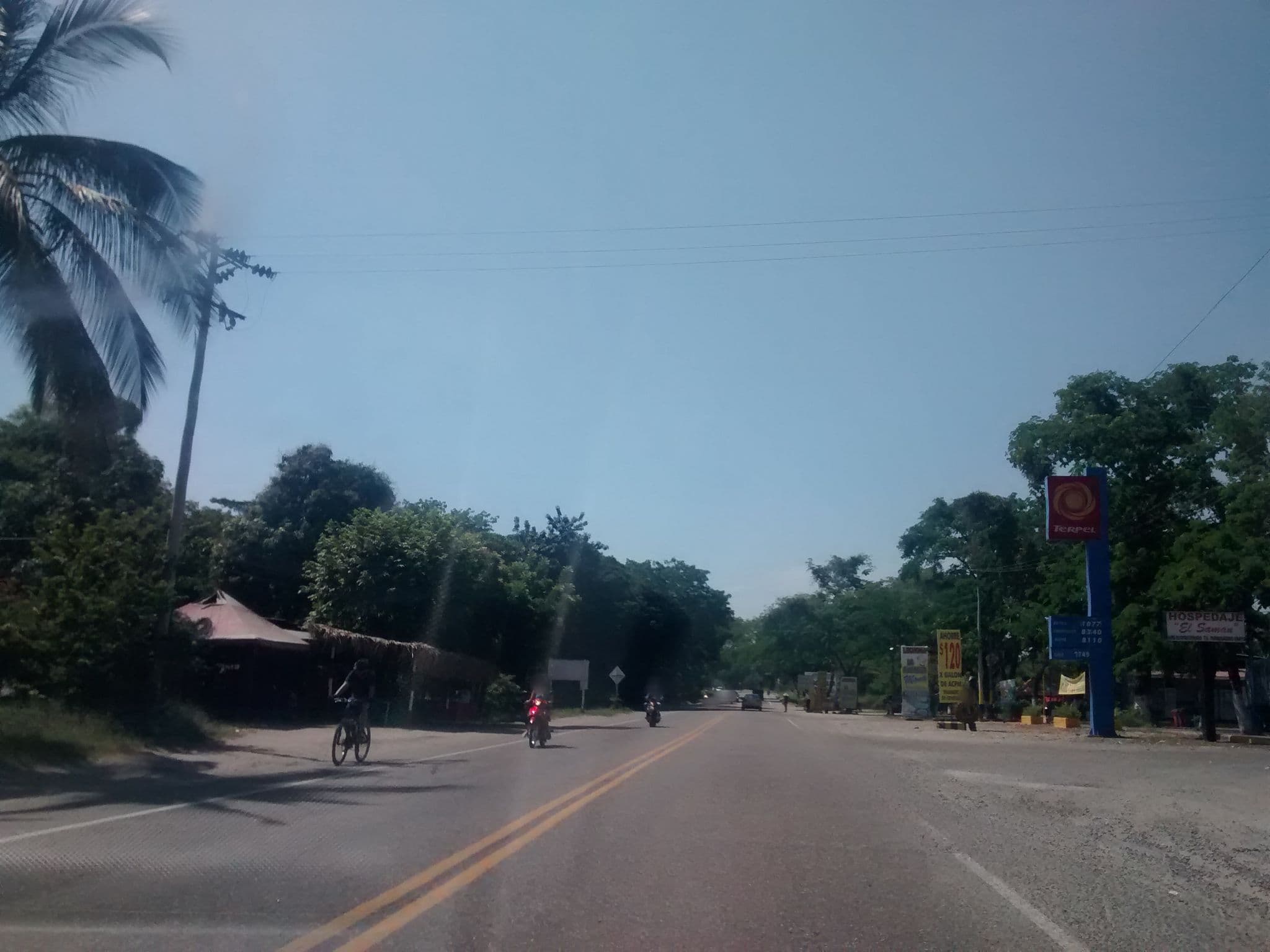 Street view near Hotel Las Palmas, Espinal — © juanda097 (CC BY-SA · Mapillary)