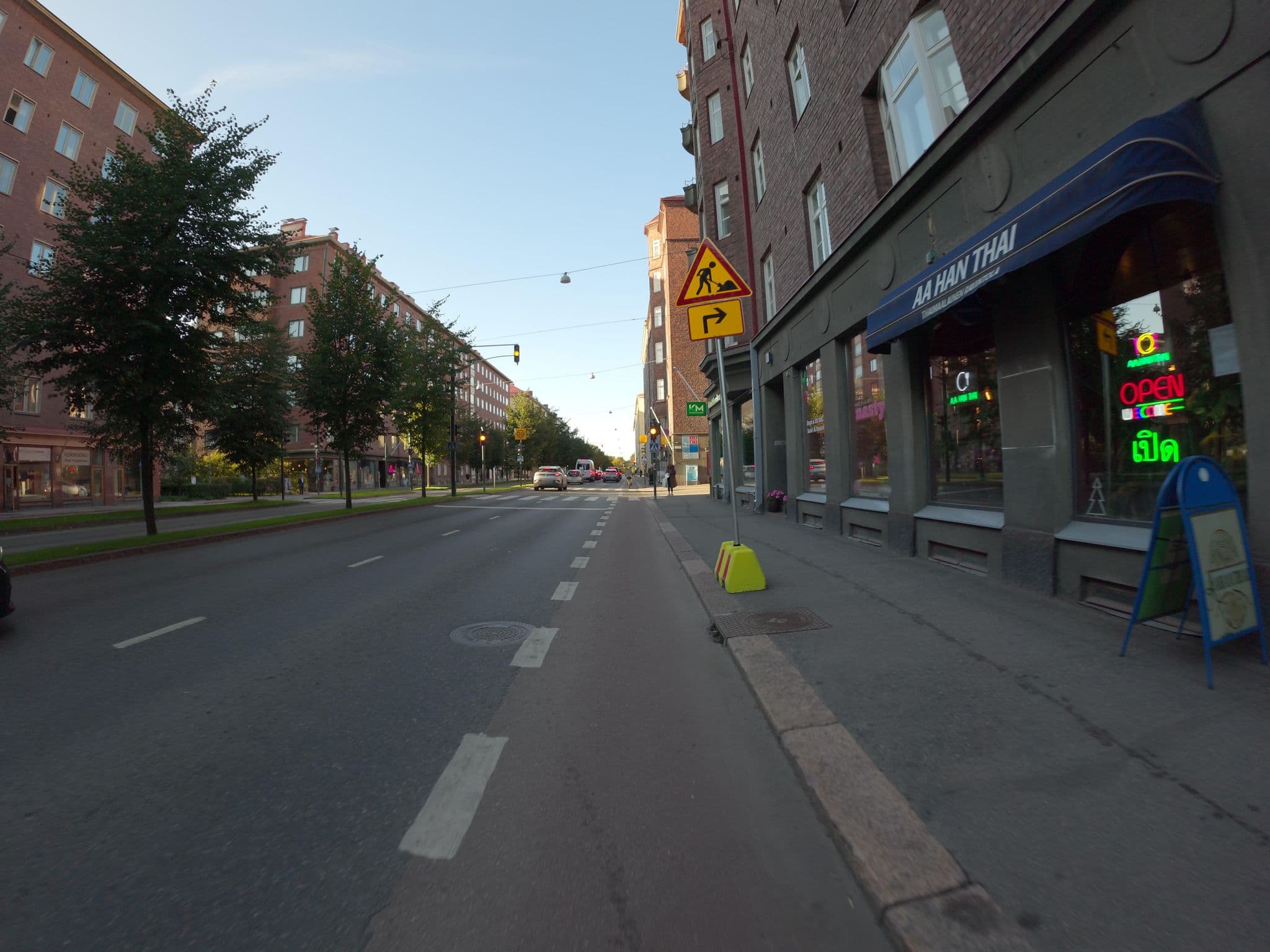 Street view near Mustan Koiran Majatalo, Etu-Töölö — © Barro (CC BY-SA · Mapillary)