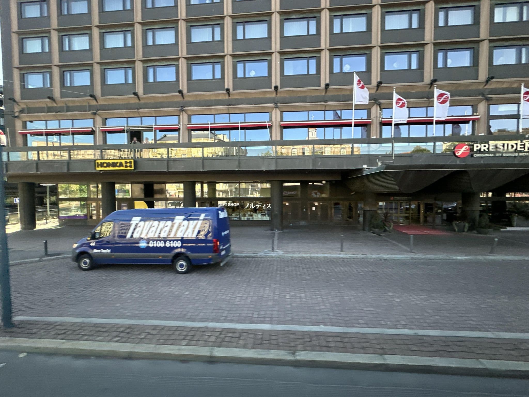 Street view near sokotoiletten, Helsinki — © quickness805 (CC BY-SA · Mapillary)