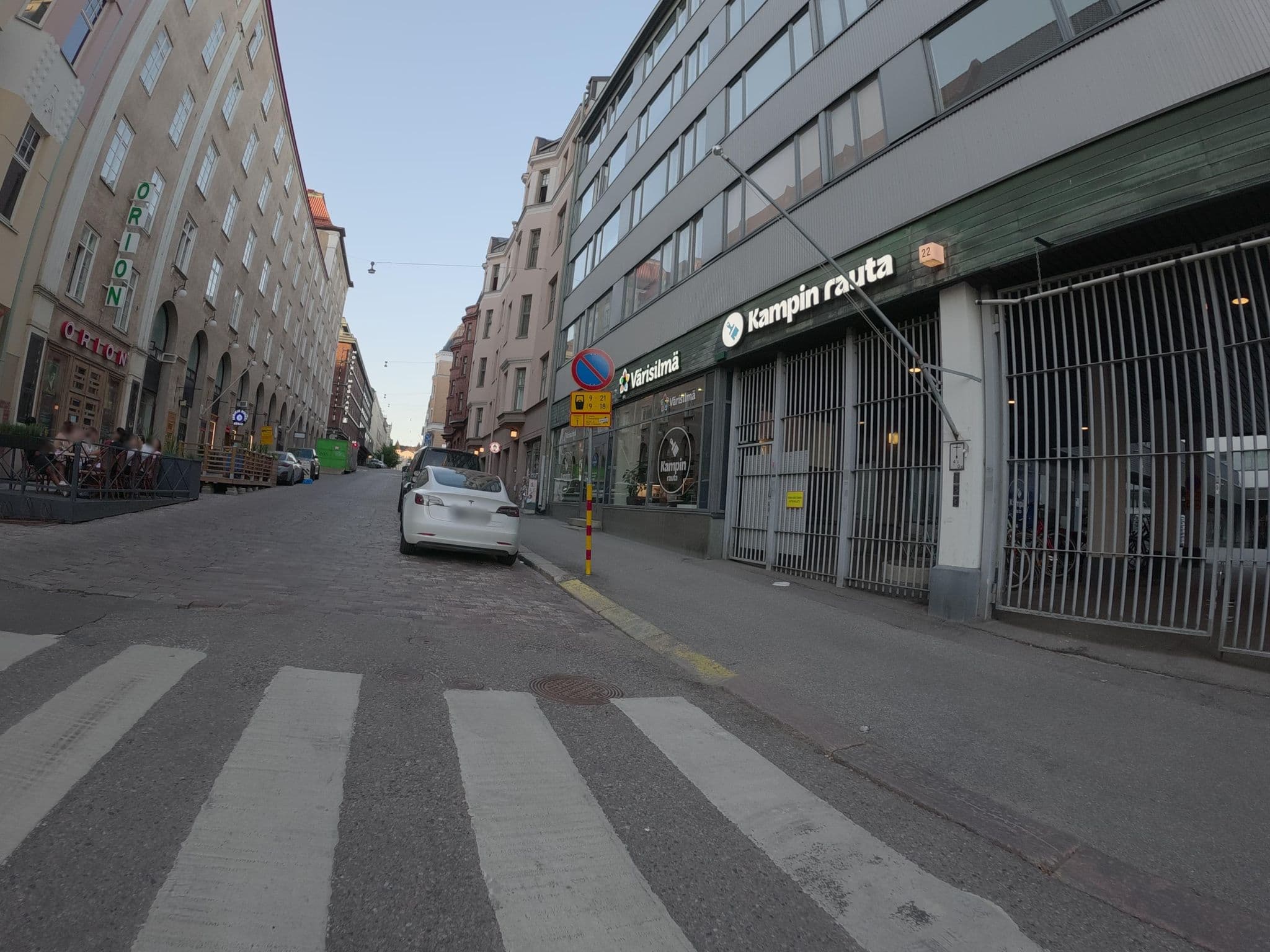 Street view near Omena hotel, Kamppi — © Barro (CC BY-SA · Mapillary)