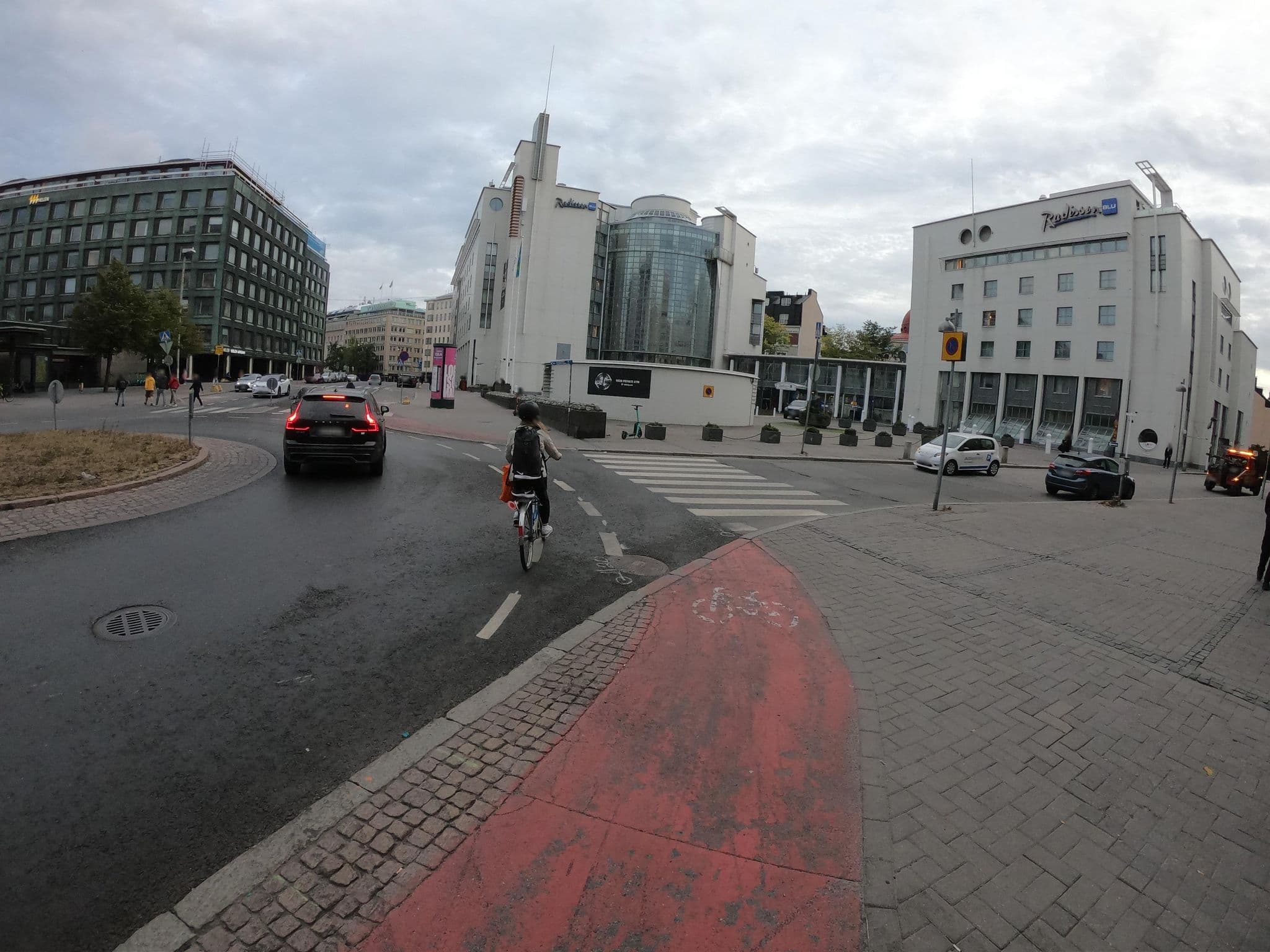 Street view near Sas Blu Radisson, Kamppi — © temykk (CC BY-SA · Mapillary)