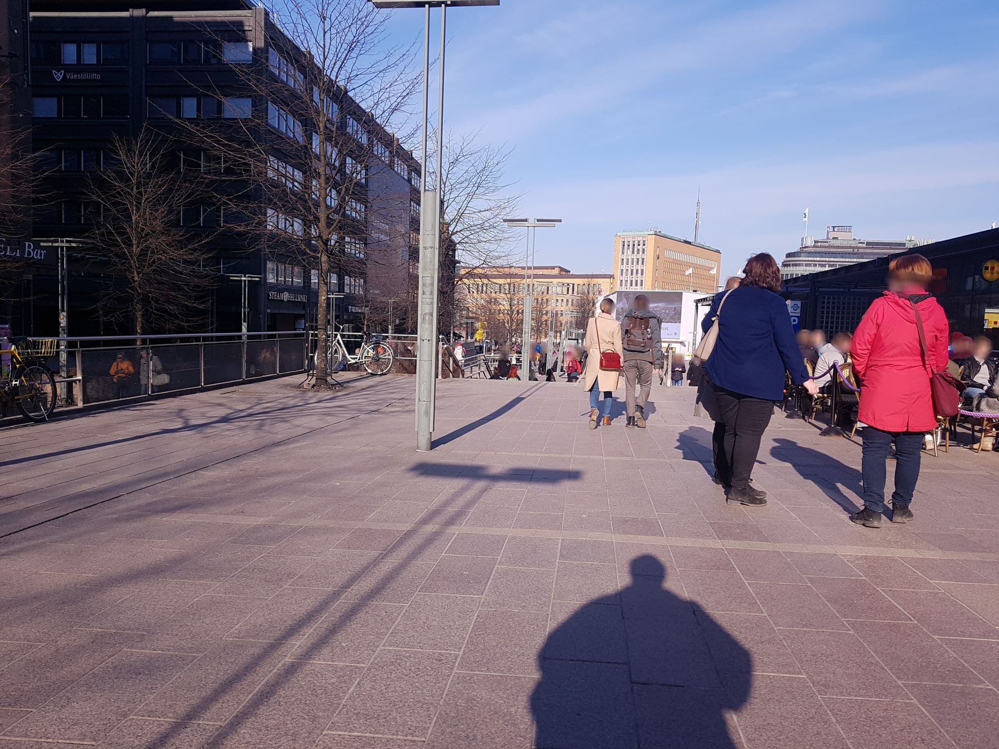 Street view near Room 884, Helsinki — © houtari (CC BY-SA · Mapillary)