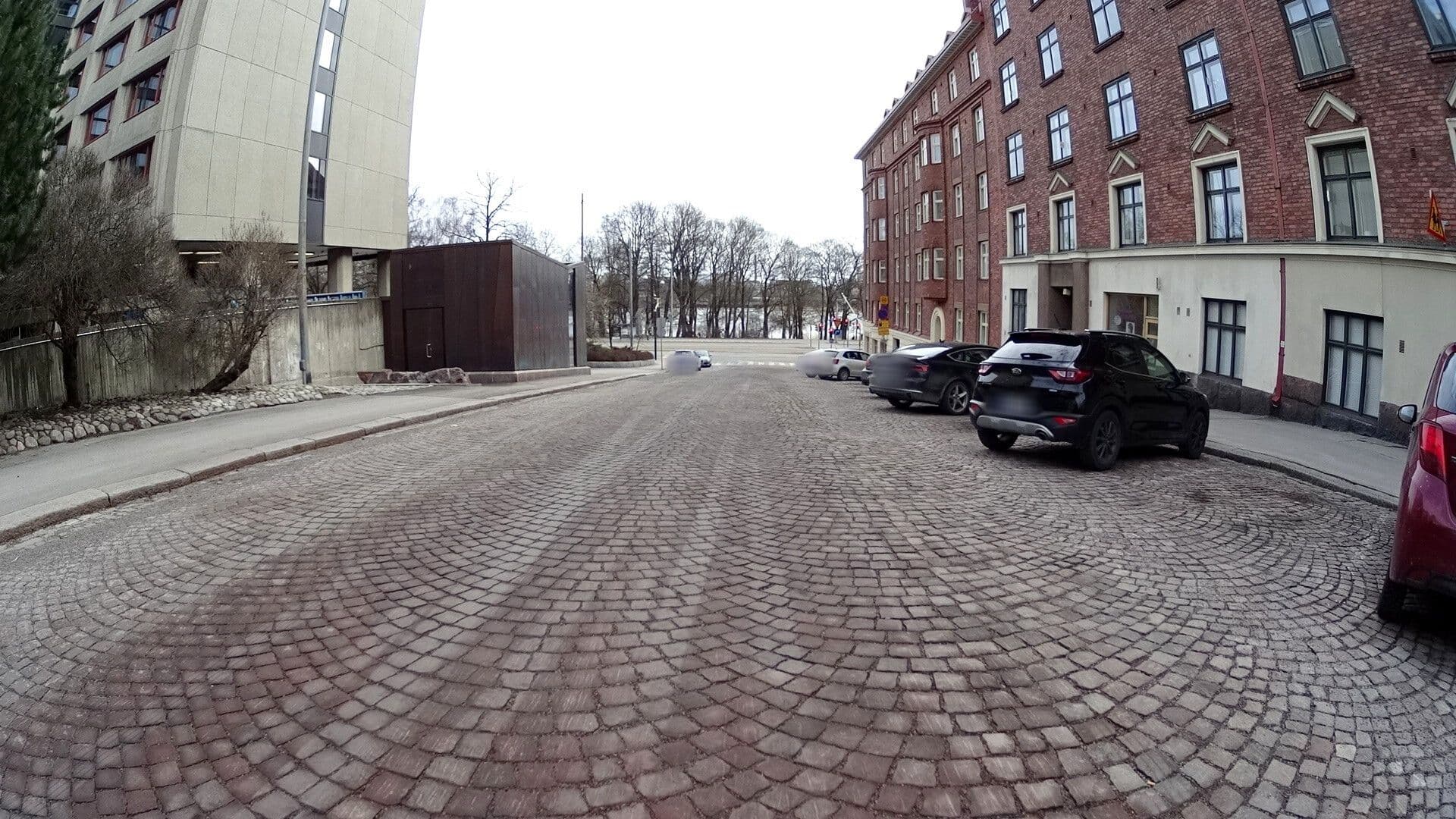 Street view near Room 606, Etu-Töölö — © bluecross (CC BY-SA · Mapillary)
