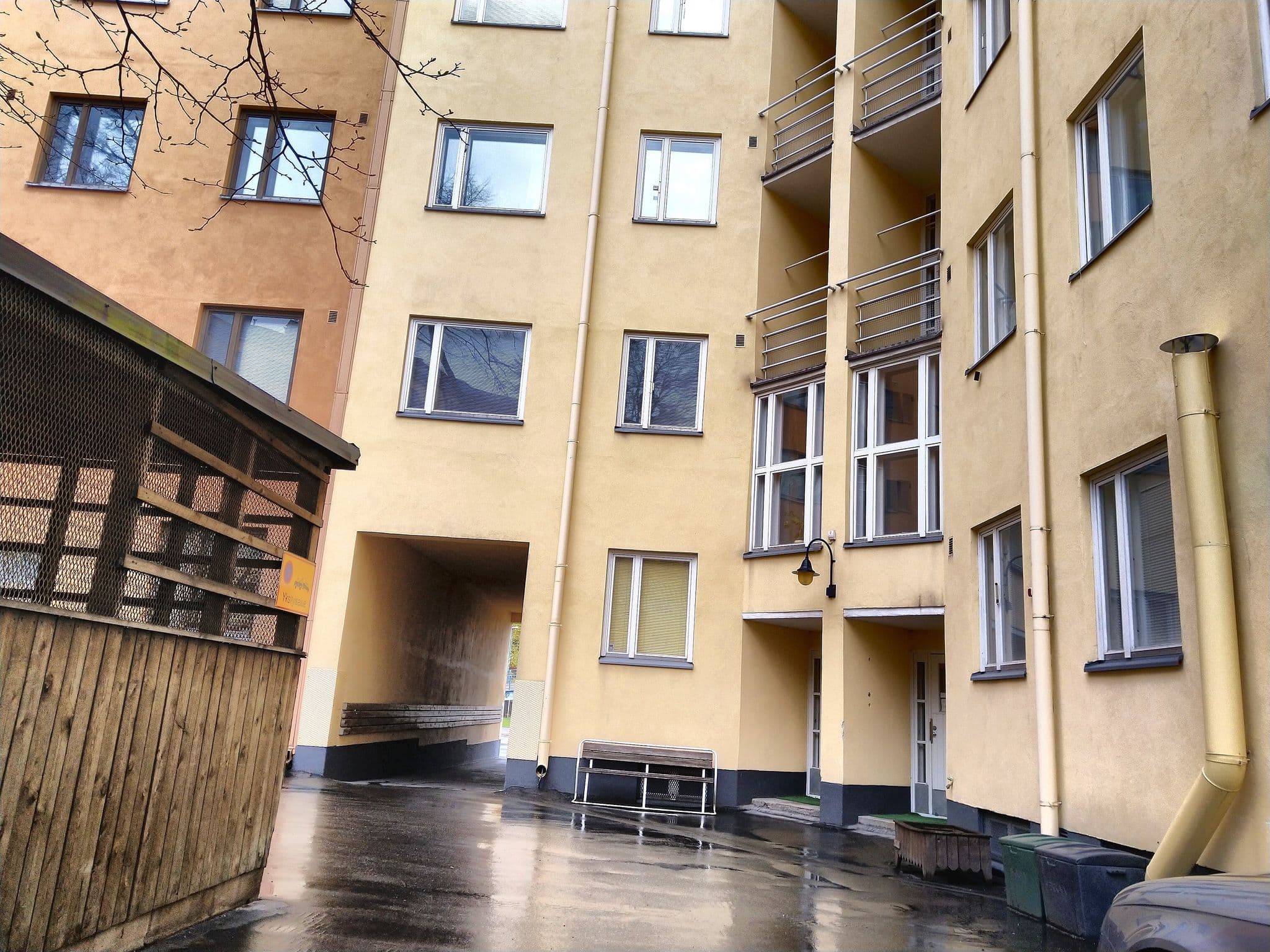 Street view near Nimari, Kallio — © bluecross (CC BY-SA · Mapillary)