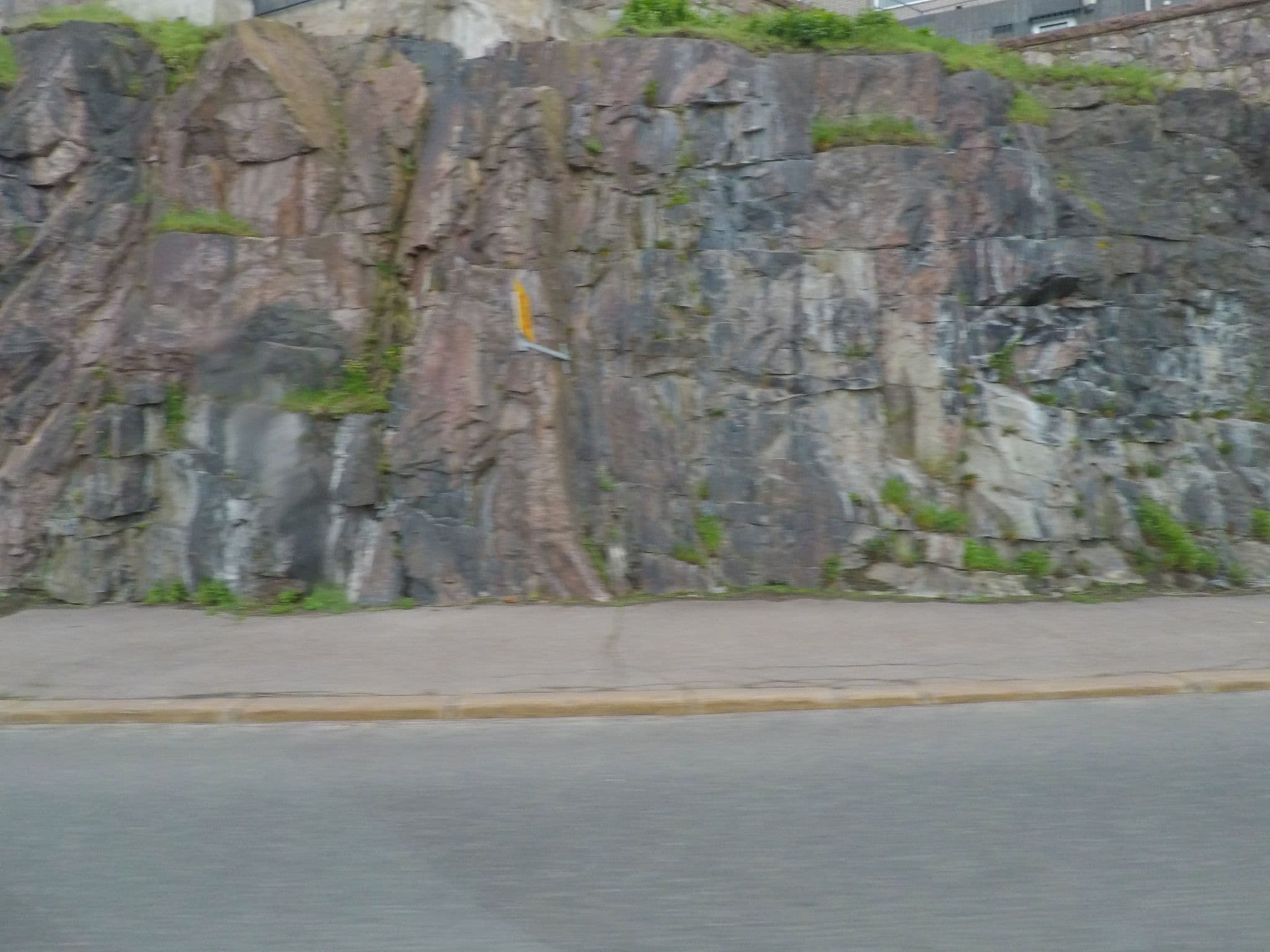 Street view near Kesähotelli, Ullanlinna — © esario (CC BY-SA · Mapillary)