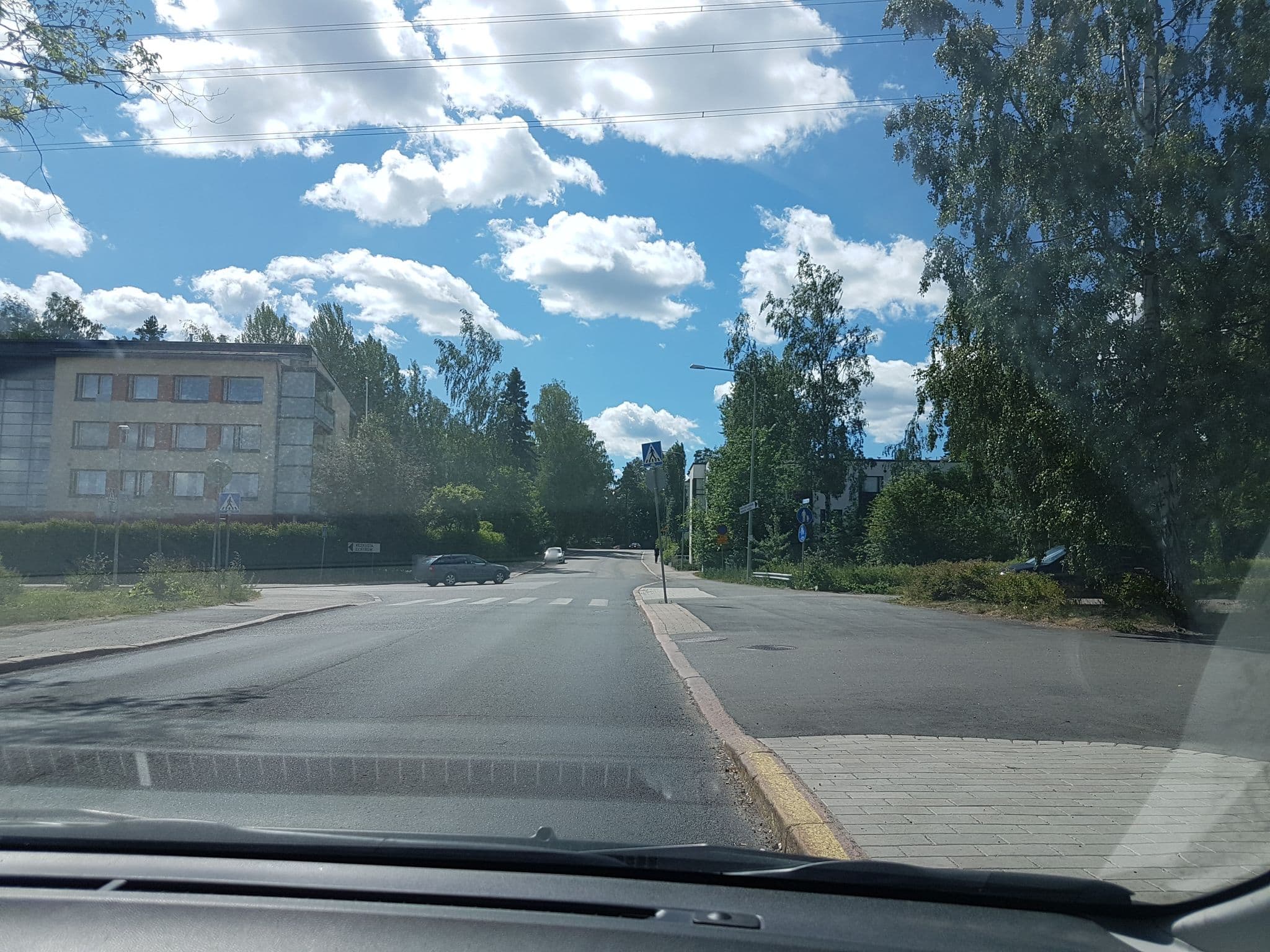 Street view near Winterhouse Hotel, Haaga — © hslmapper8 (CC BY-SA · Mapillary)