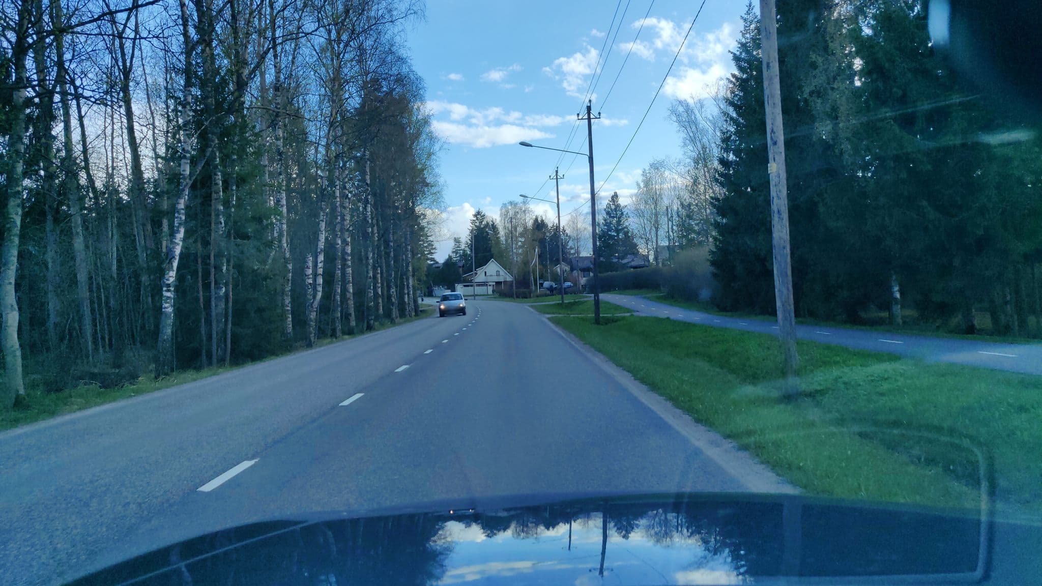 Street view near Leikkimökki, Järvenpää — © mykkat (CC BY-SA · Mapillary)