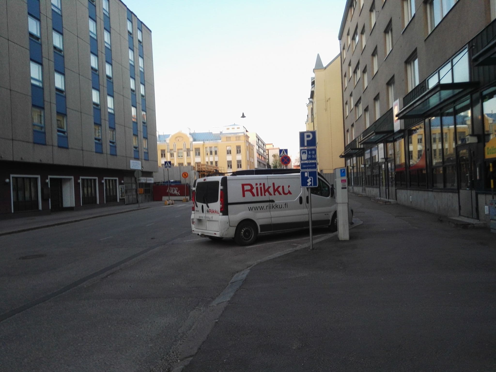 Street view near Grand Hotel, Lahti — © trogain (CC BY-SA · Mapillary)