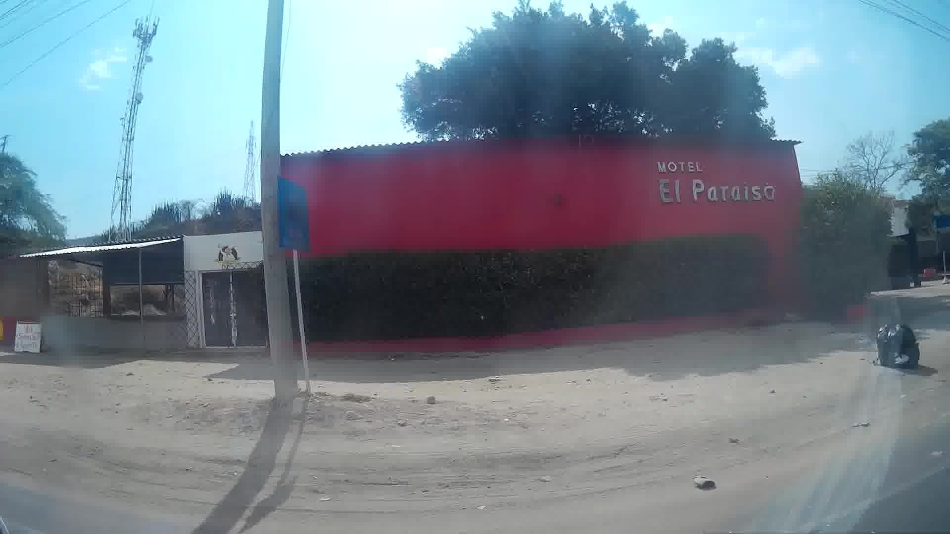 Street view near Motel el Paraiso, Santa Marta