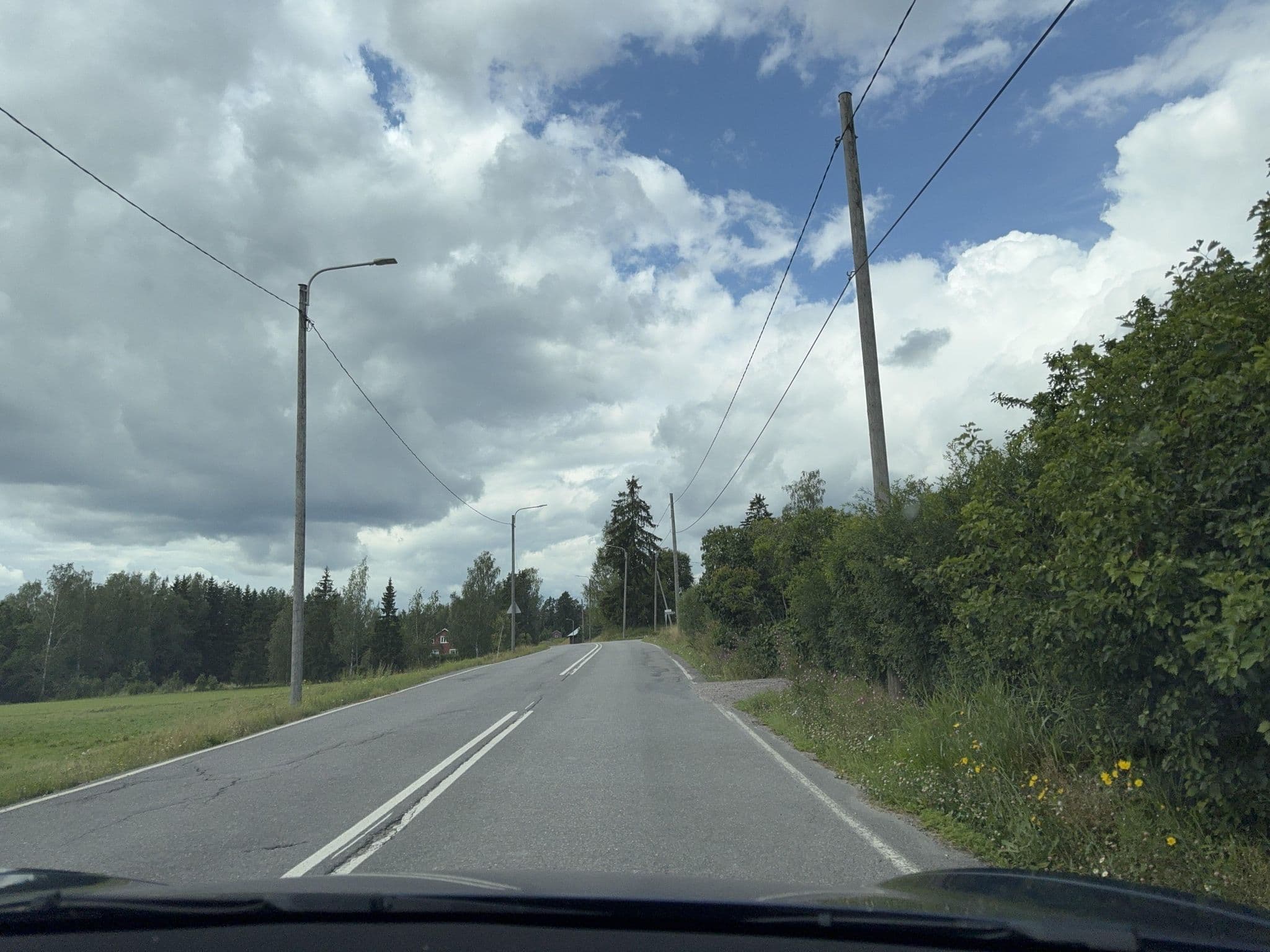 Street view near Tiinas Bed & Breakfast, Pornainen — © kino (CC BY-SA · Mapillary)