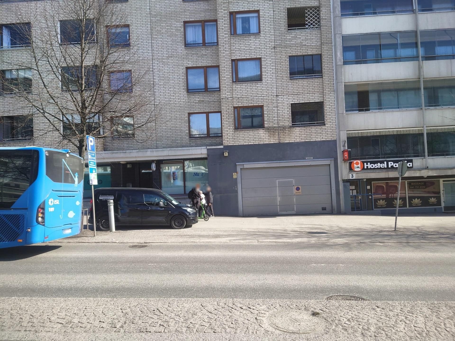 Street view near ison jättipeiton alla, Lahti — © ArnoArska (CC BY-SA · Mapillary)