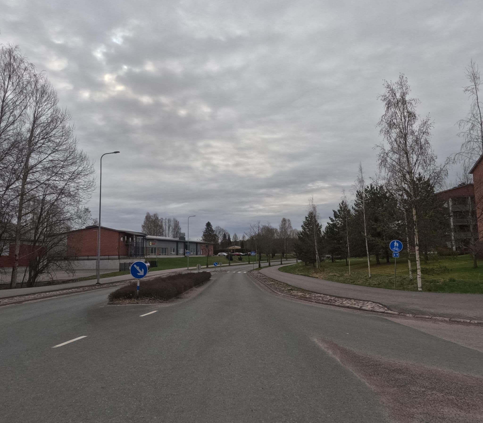 Street view near Neat two Befroom Apartment Close to Mäntsälä Downtown, Mäntsälä — © vellu75 (CC BY-SA · Mapillary)