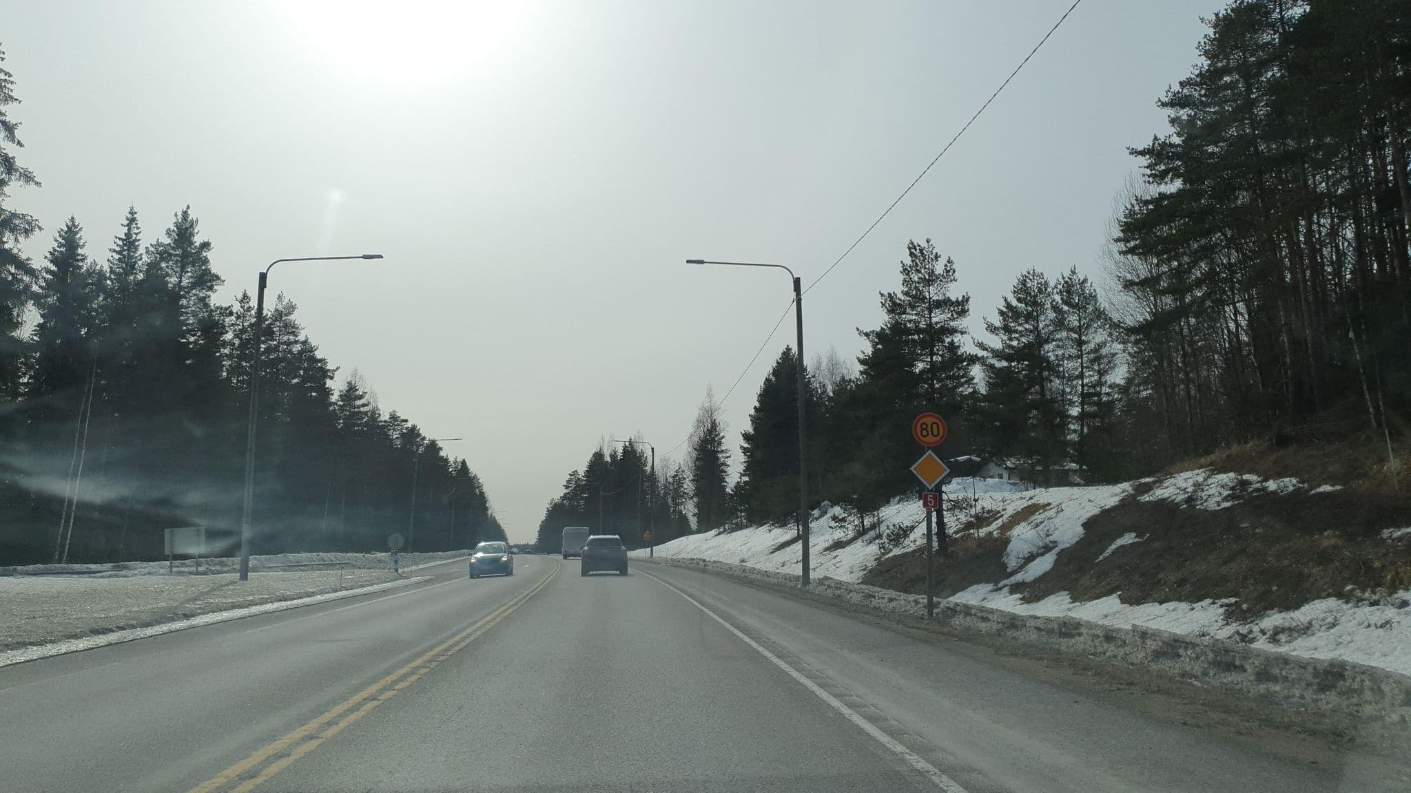 Street view near Hotelli Suonenjoki, Heinola — © houtari (CC BY-SA · Mapillary)