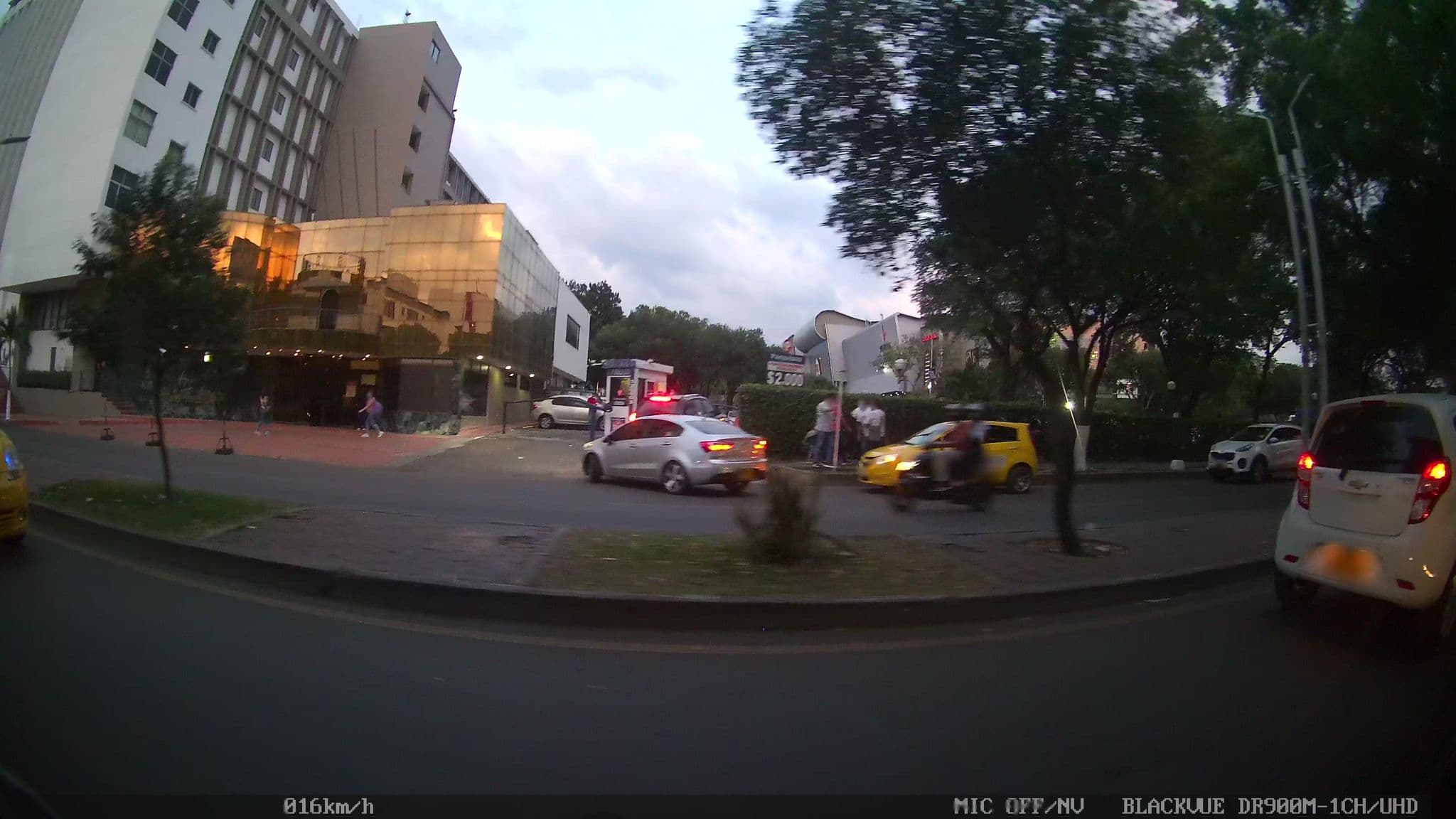Street view near Hotel Tonchalá, Cúcuta