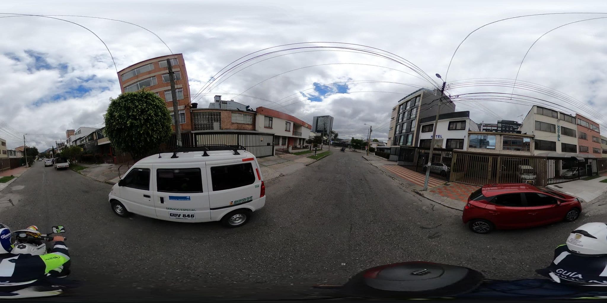 Street view near Hotel el Expositor, Bogotá