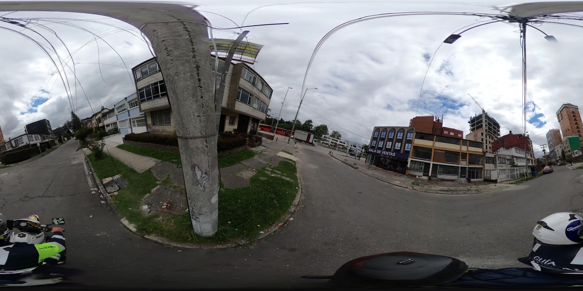 Street view near Hotel Charlotte Plaza 26, Bogotá
