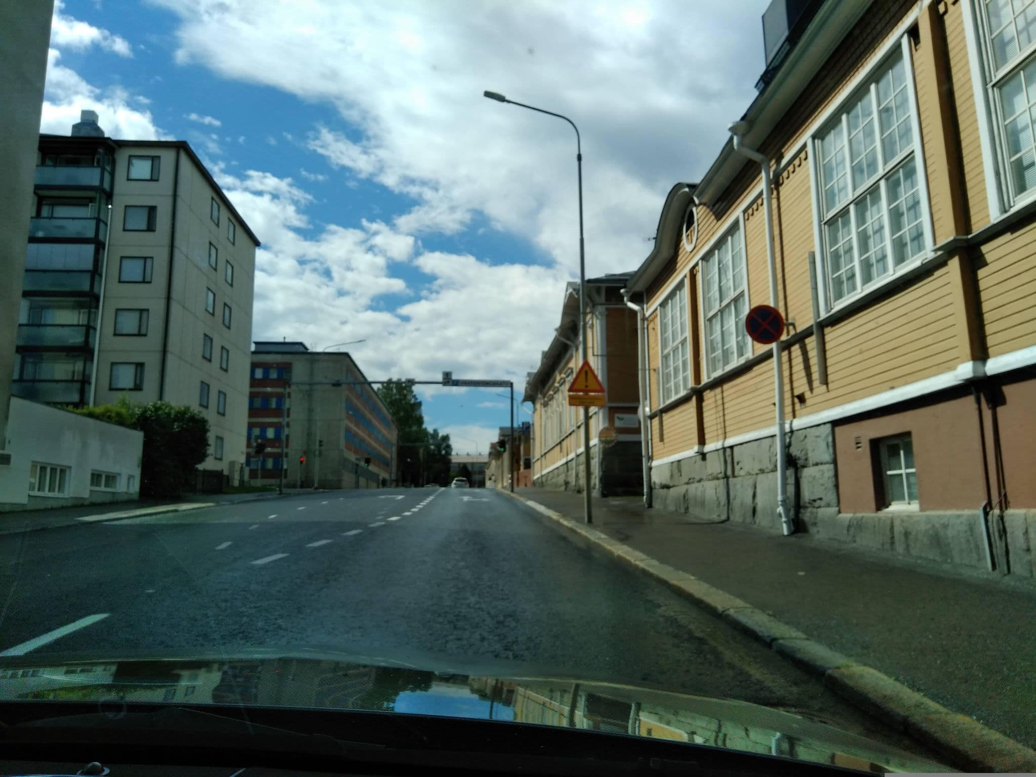 Street view near Hotel Cumulus Kuopio, Kuopio — © pfmlb (CC BY-SA · Mapillary)