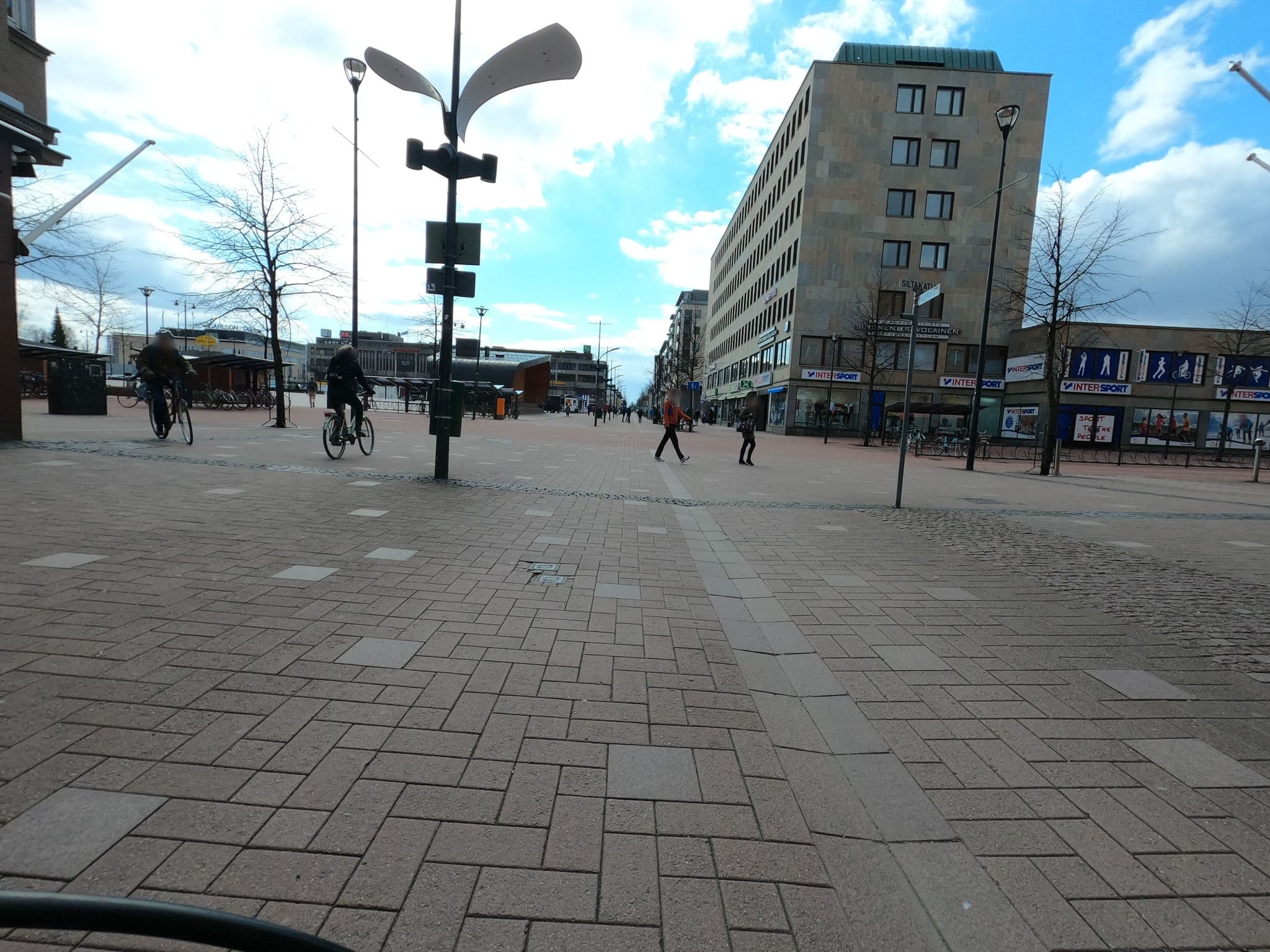 Street view near Hotelli Karelia, Joensuu — © mjt55 (CC BY-SA · Mapillary)