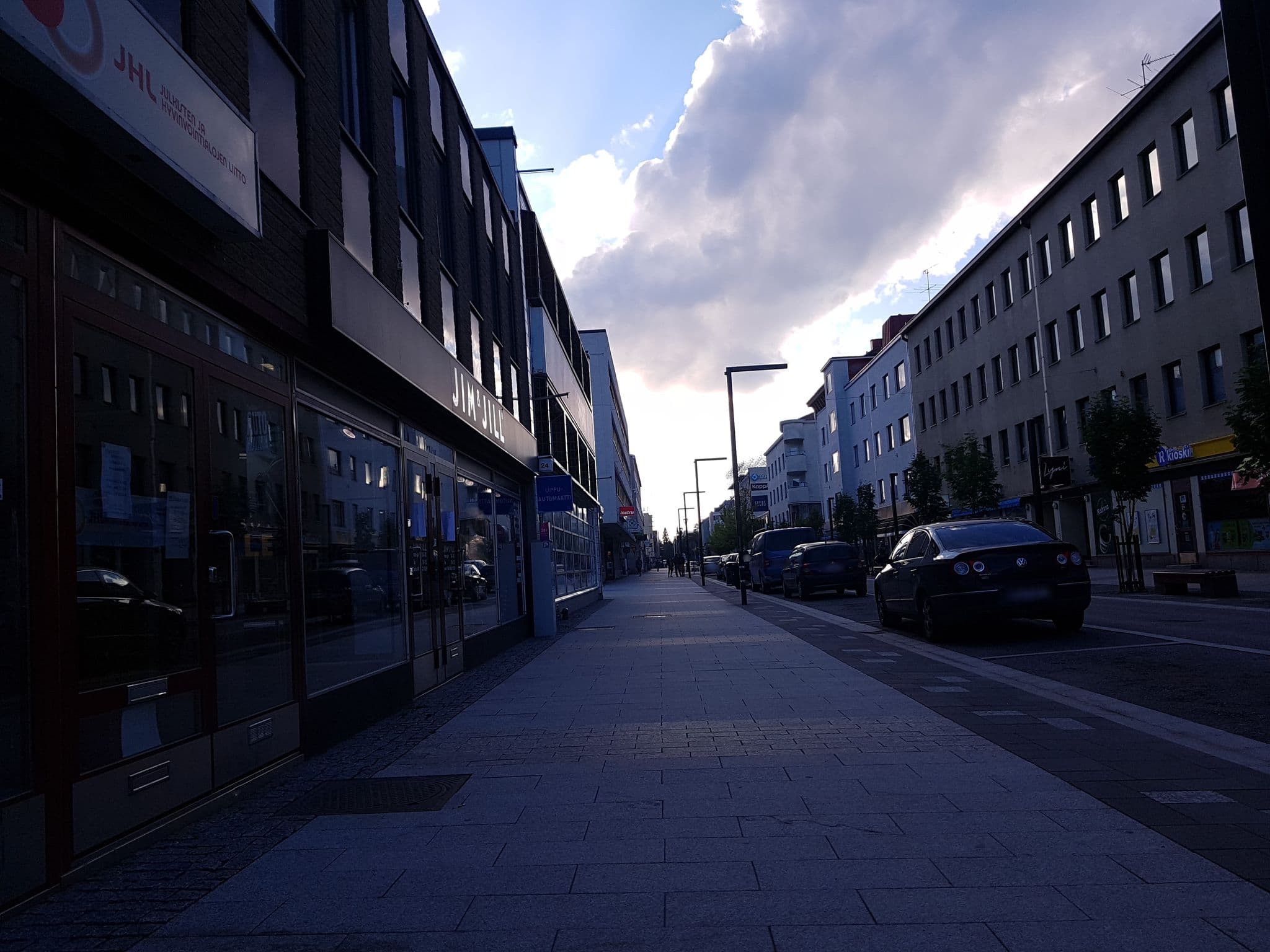 Street view near Sokos Hotel Seurahuone, Kajaani — © houtari (CC BY-SA · Mapillary)