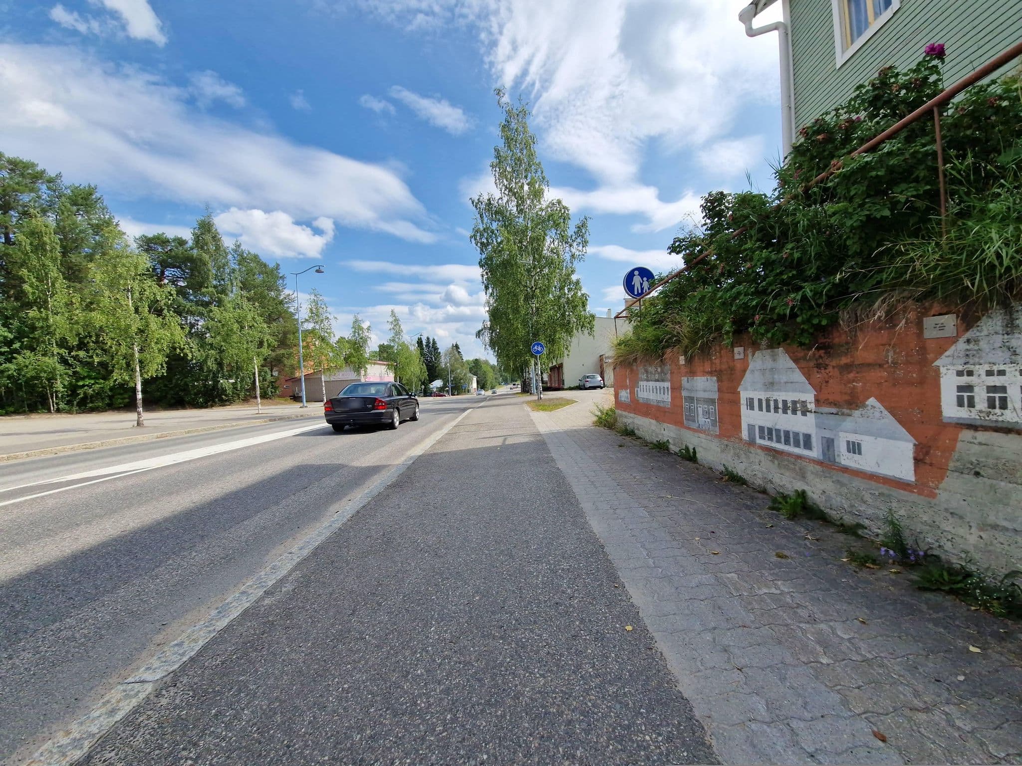 Street view near Matkakoti Tikkanen, Sotkamo — © houtari (CC BY-SA · Mapillary)