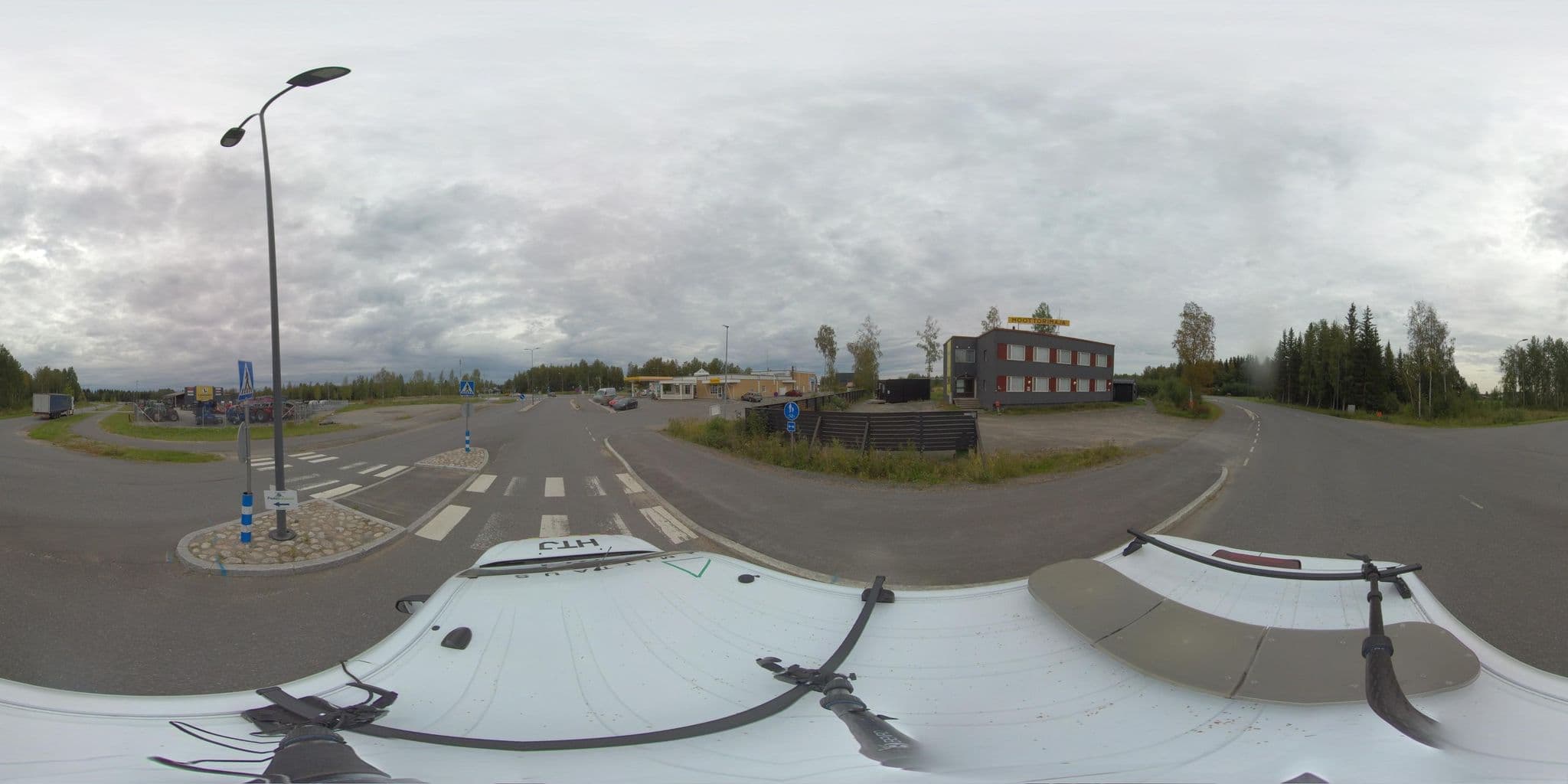 Street view near Kempeleen Moottorimaja, Kempele — © HTJoy (CC BY-SA · Mapillary)