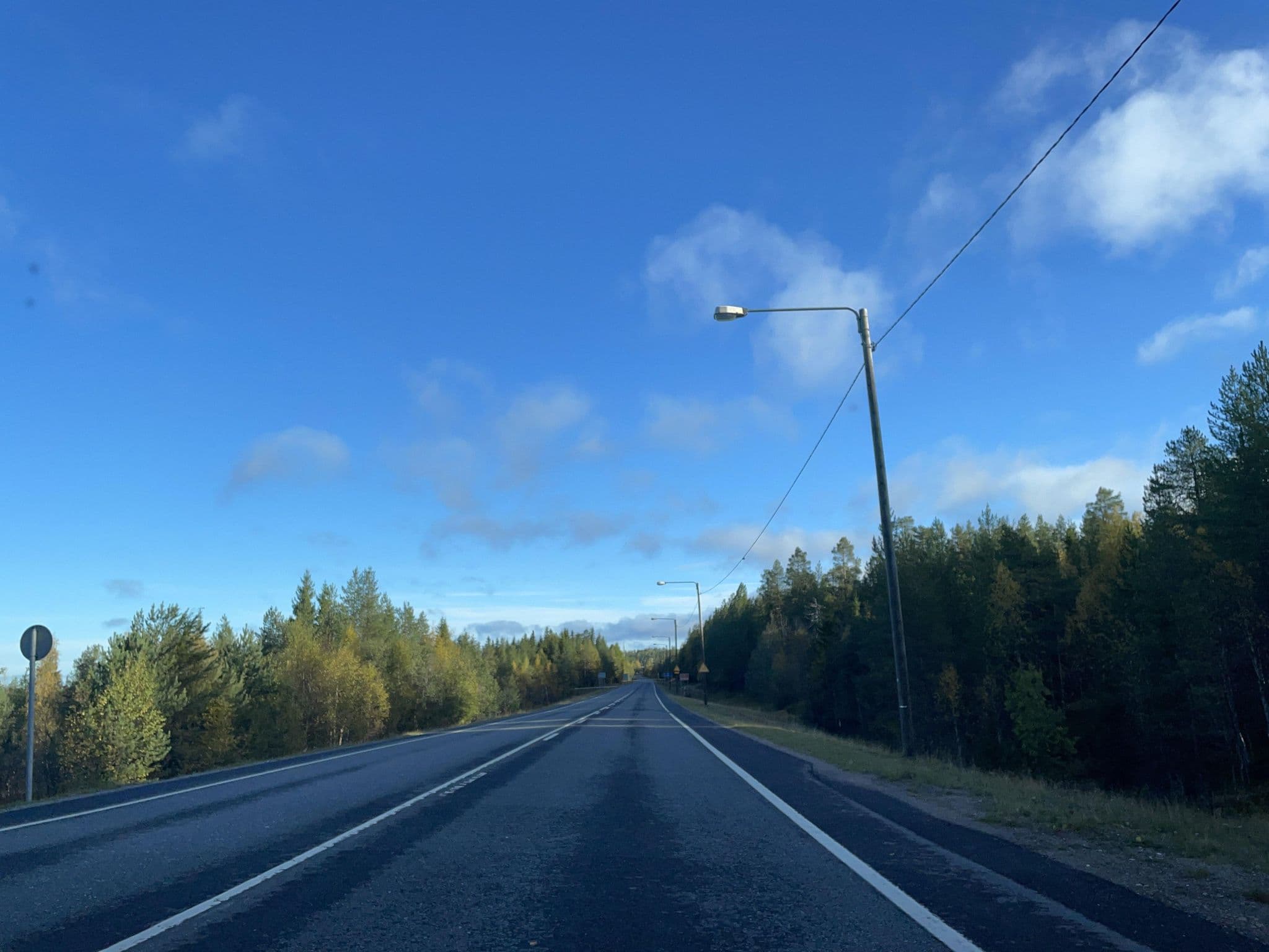 Street view near Virkkulan lomamökit, Kuusamo — © kino (CC BY-SA · Mapillary)