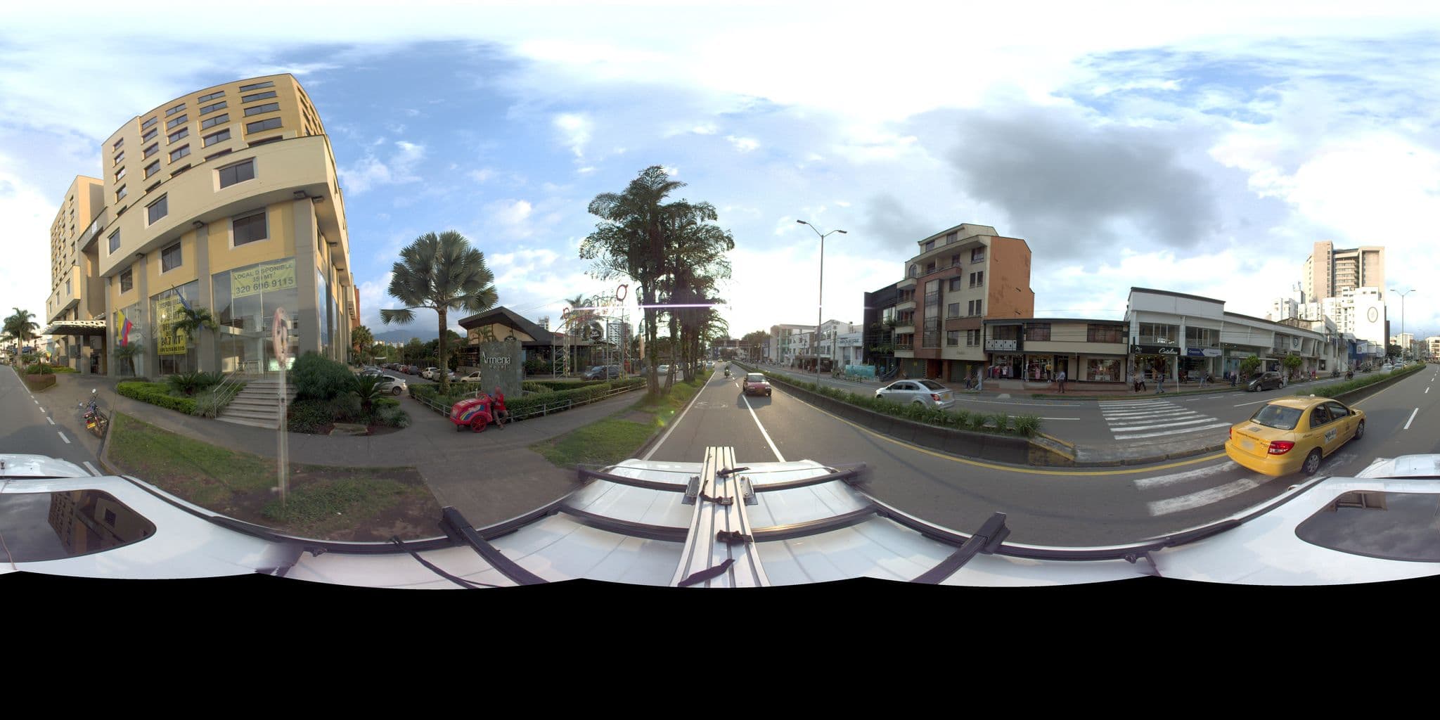 Street view near Armenia Hotel, Armenia — © sarahantos (CC BY-SA · Mapillary)
