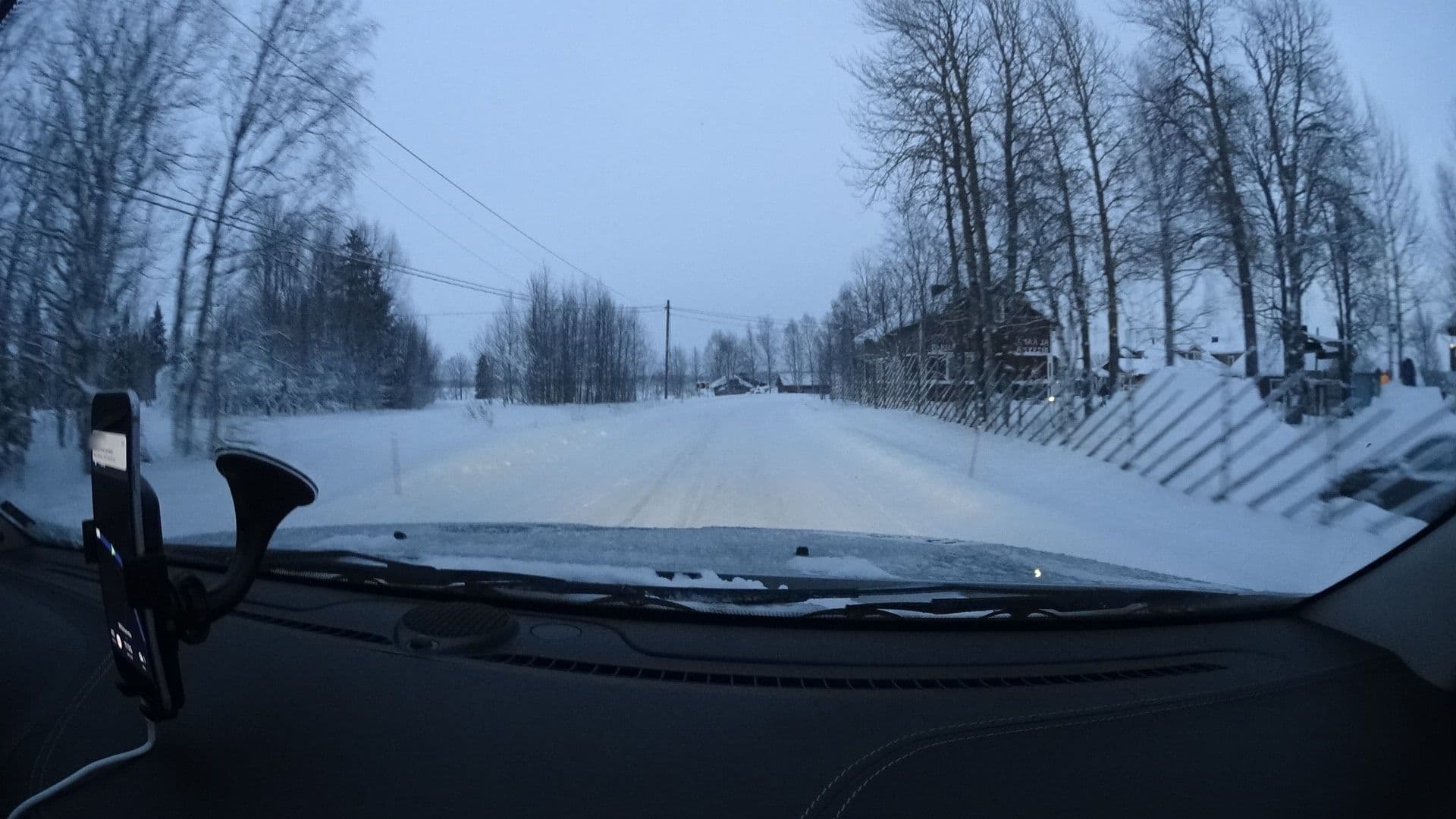 Street view near Loma-Paksu Oy, Kittilä — © smjardi (CC BY-SA · Mapillary)