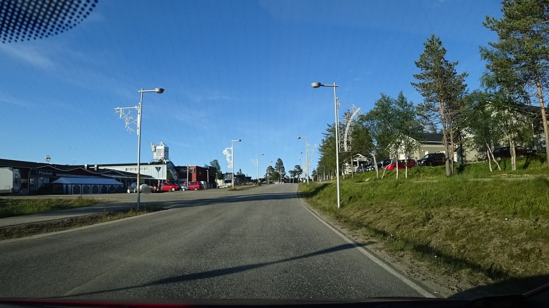 Street view near Accommodation Kuukkeli, Ivalo — © kino (CC BY-SA · Mapillary)