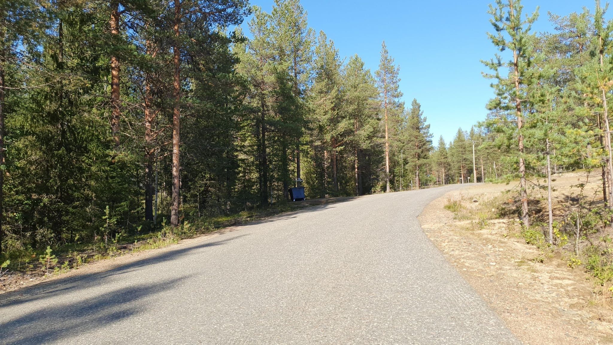 Street view near YlläsNilin Kämpät, Kittilä — © houtari (CC BY-SA · Mapillary)