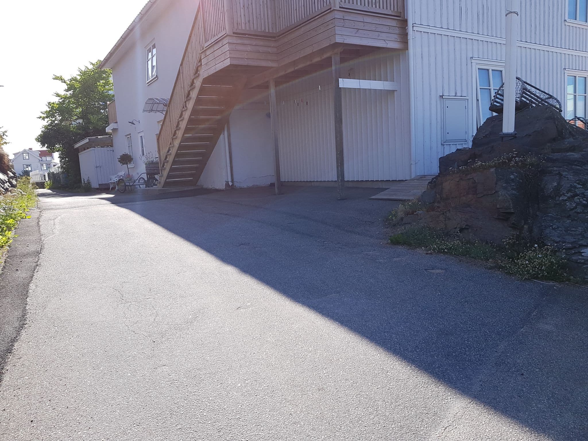 Street view near Åstol Bed & Breakfast, Rönnäng — © magnusa (CC BY-SA · Mapillary)