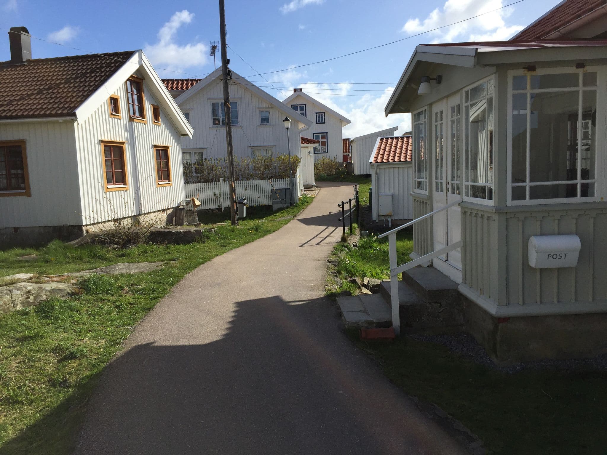 Street view near Vandrarhem Trollhummern, Ellös — © jasview (CC BY-SA · Mapillary)