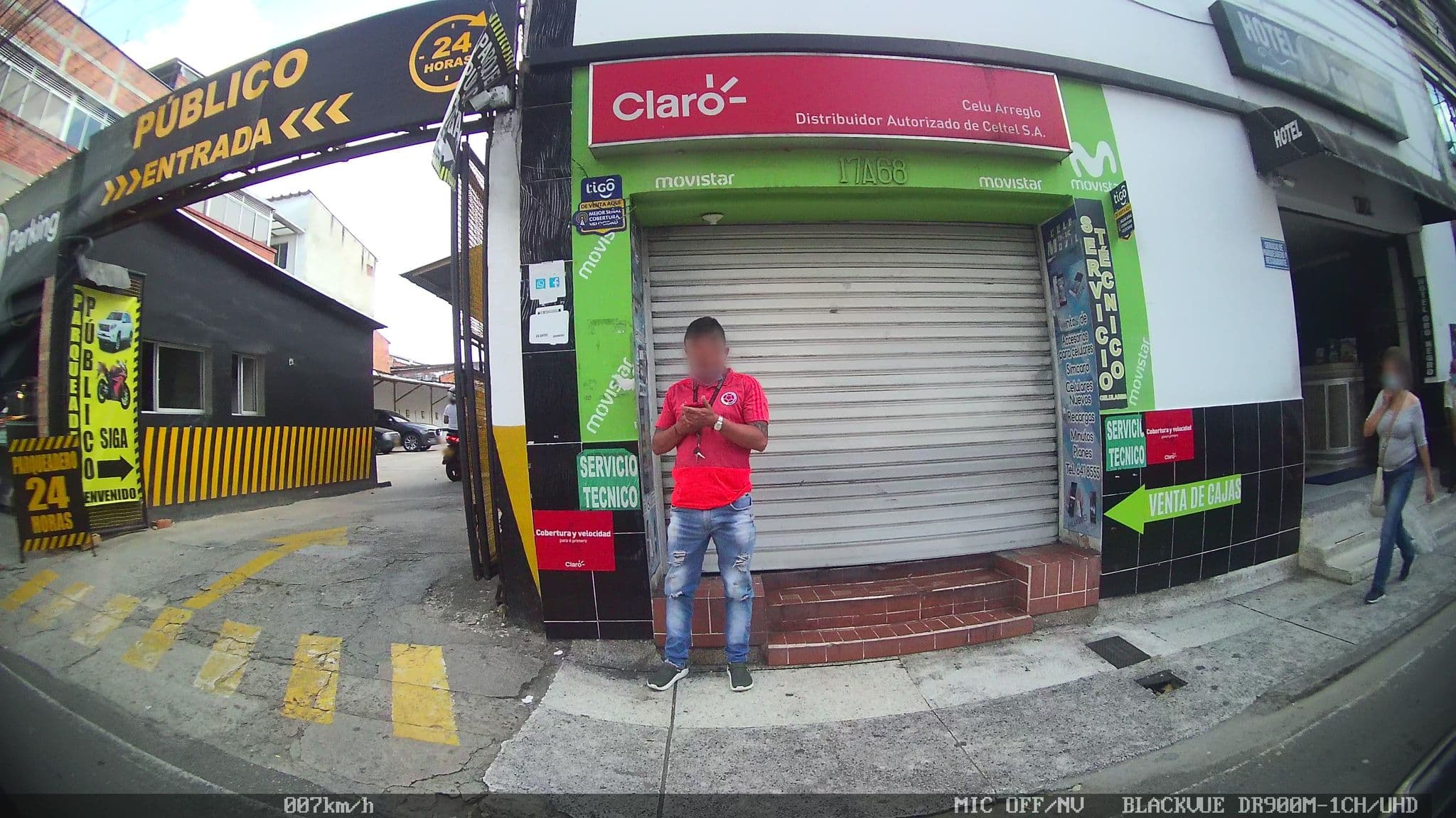 Street view near Hotel Villa Antigua, Bucaramanga — © kaart_2 (CC BY-SA · Mapillary)