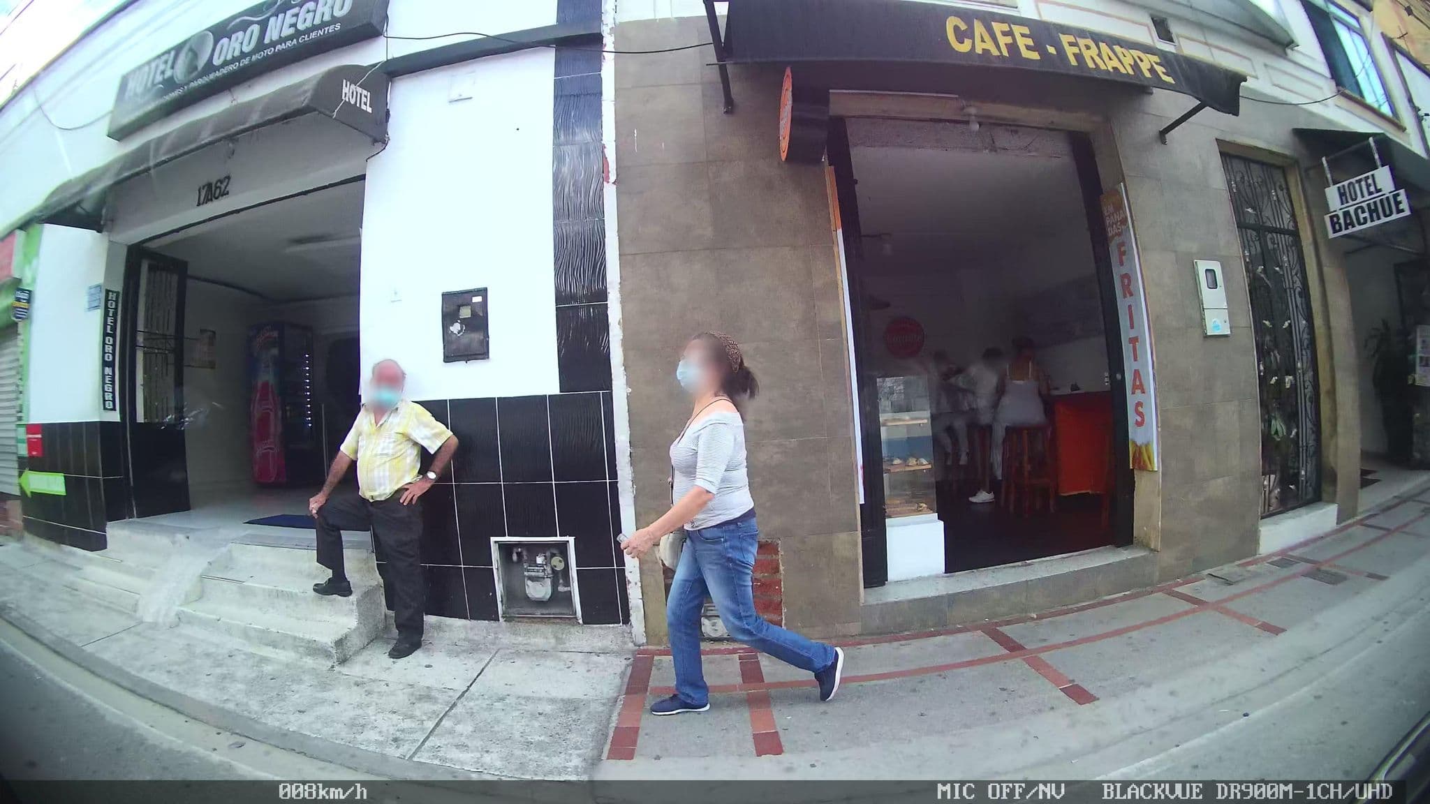 Street view near Hotel Bachue, Bucaramanga — © kaart_2 (CC BY-SA · Mapillary)