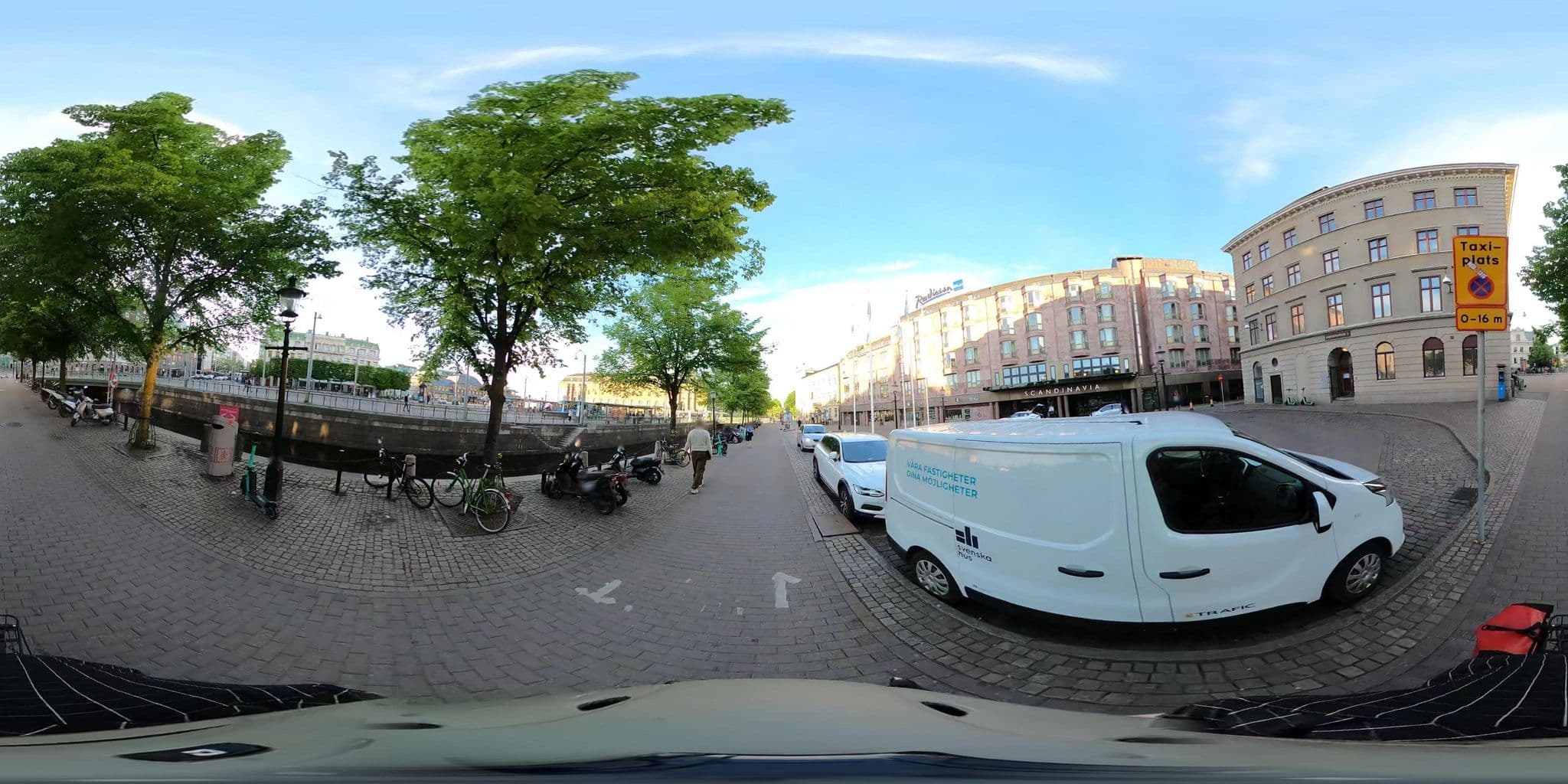 Street view near Hotel Aktiebolag Bastionen, Gothenburg — © goteview (CC BY-SA · Mapillary)