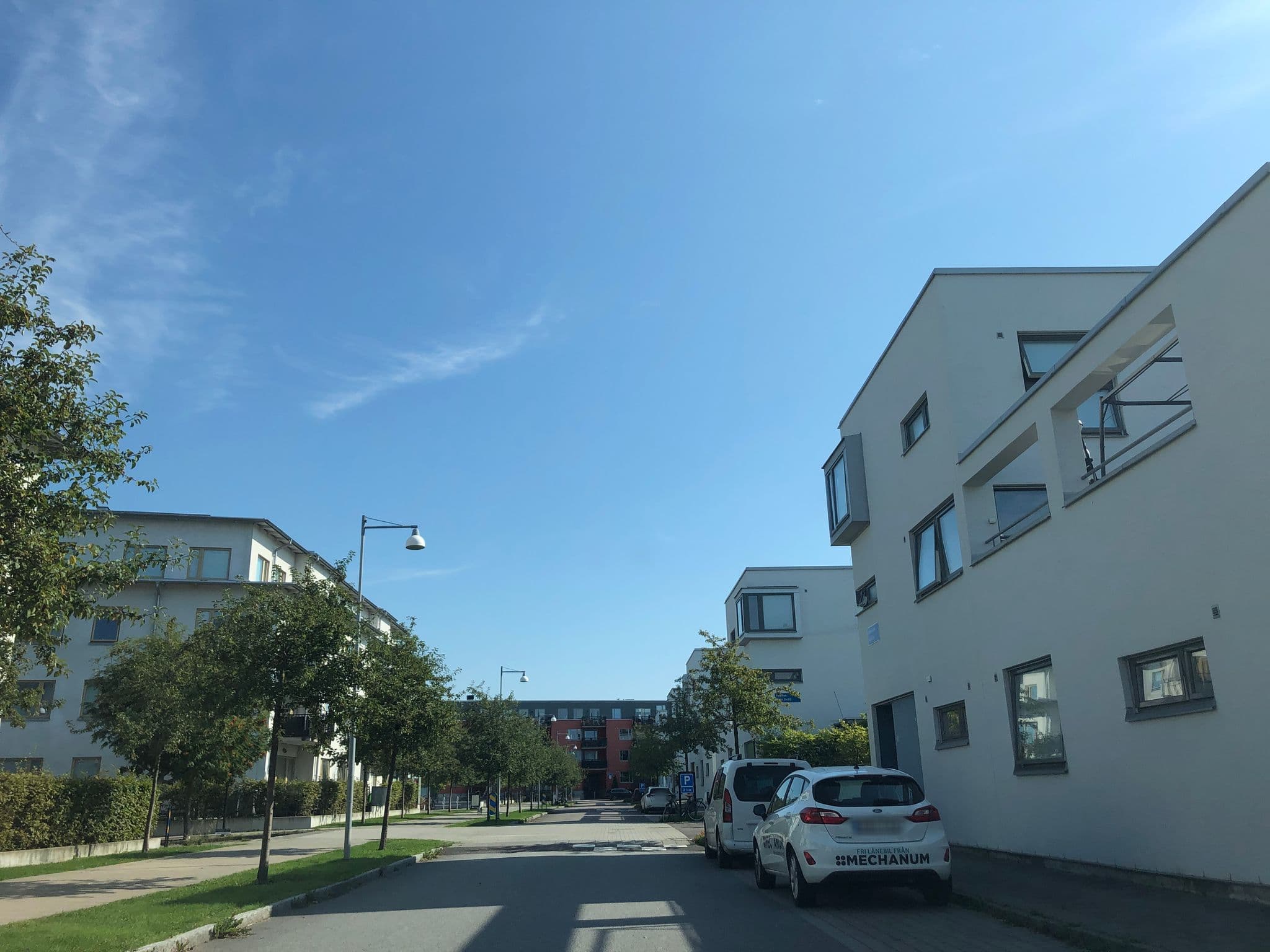 Street view near Eriksberg Townhouse Inn, Majorna — © bigroundbaby (CC BY-SA · Mapillary)