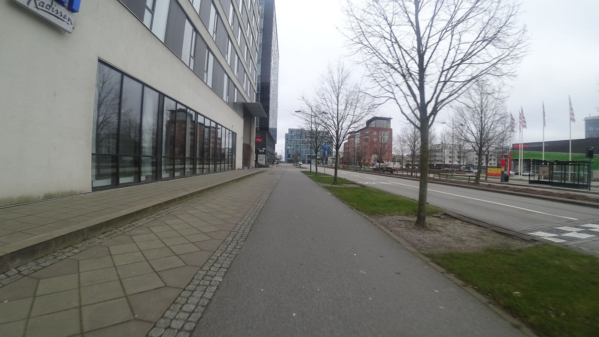Street view near Park Inn by Radisson, Malmö — © movebybike (CC BY-SA · Mapillary)