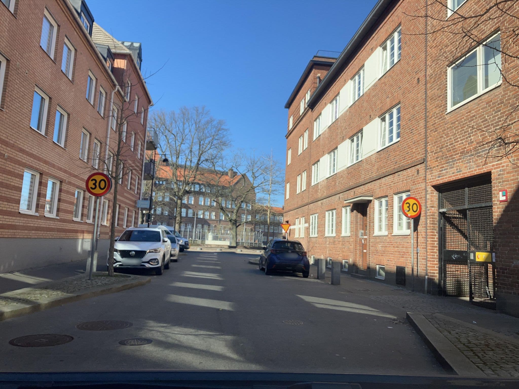 Street view near Turvan Hotel Istanbul, Landskrona — © fa30 (CC BY-SA · Mapillary)
