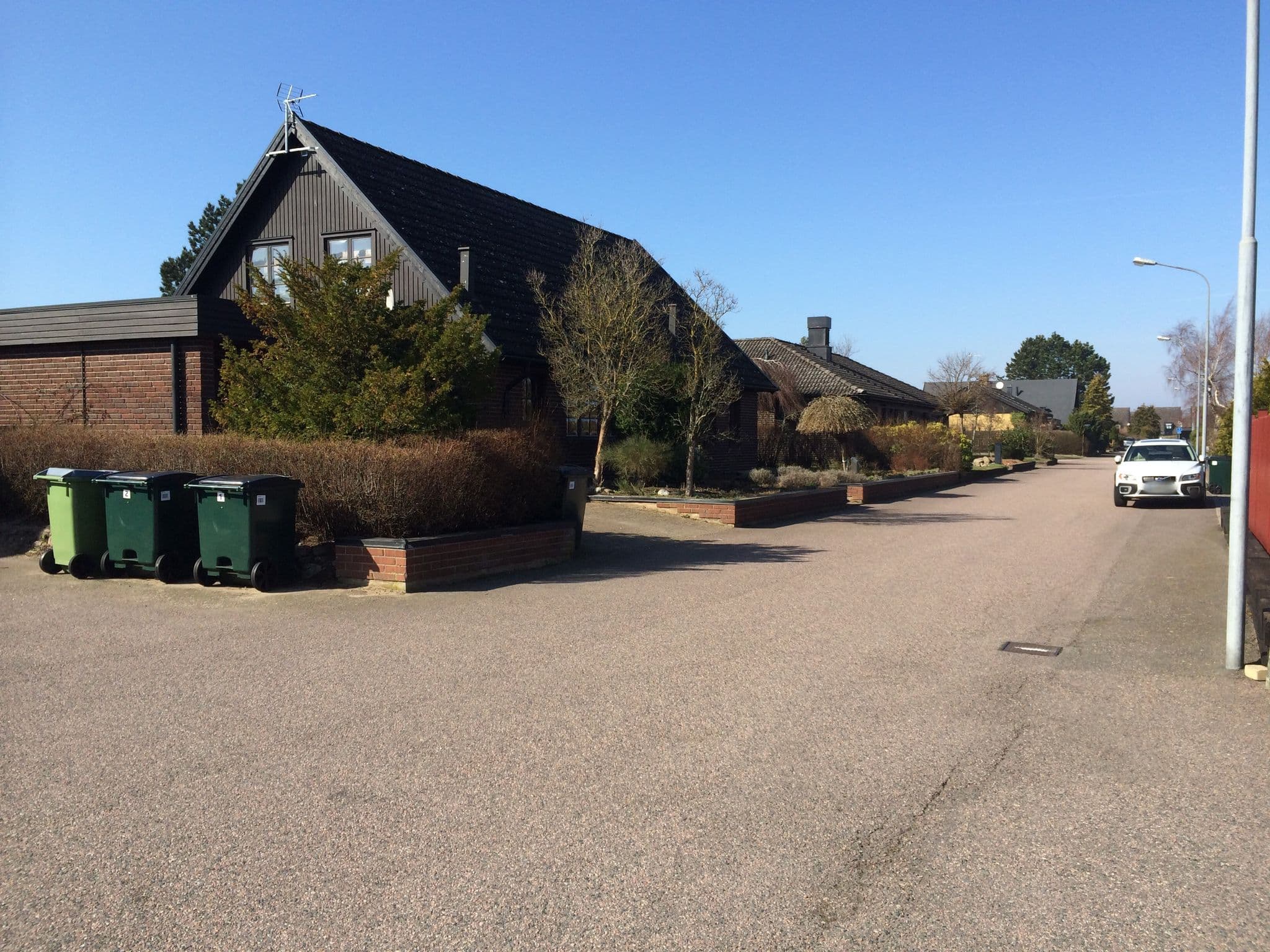 Street view near Hotell Oskar, Bjärred — © jesolem (CC BY-SA · Mapillary)