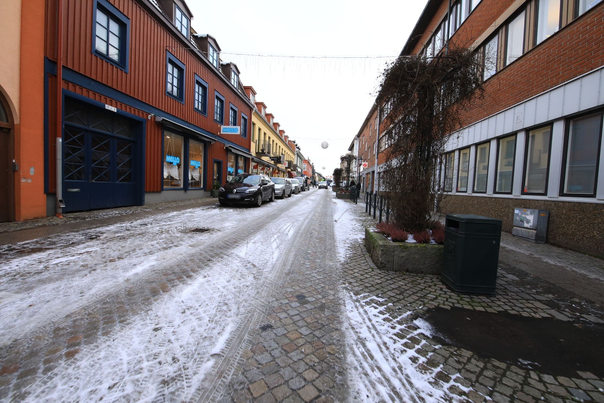 Street view near Husvärden, Varberg — © jorfro (CC BY-SA · Mapillary)
