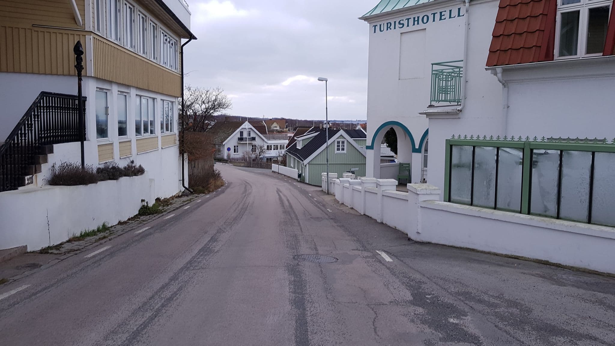 Street view near Mölle Turisthotell, Höganäs — © eneerhut (CC BY-SA · Mapillary)
