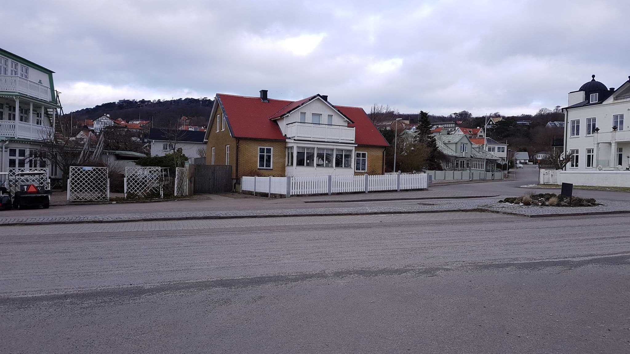Street view near Mölledestination, Höganäs — © stephenssausages (CC BY-SA · Mapillary)