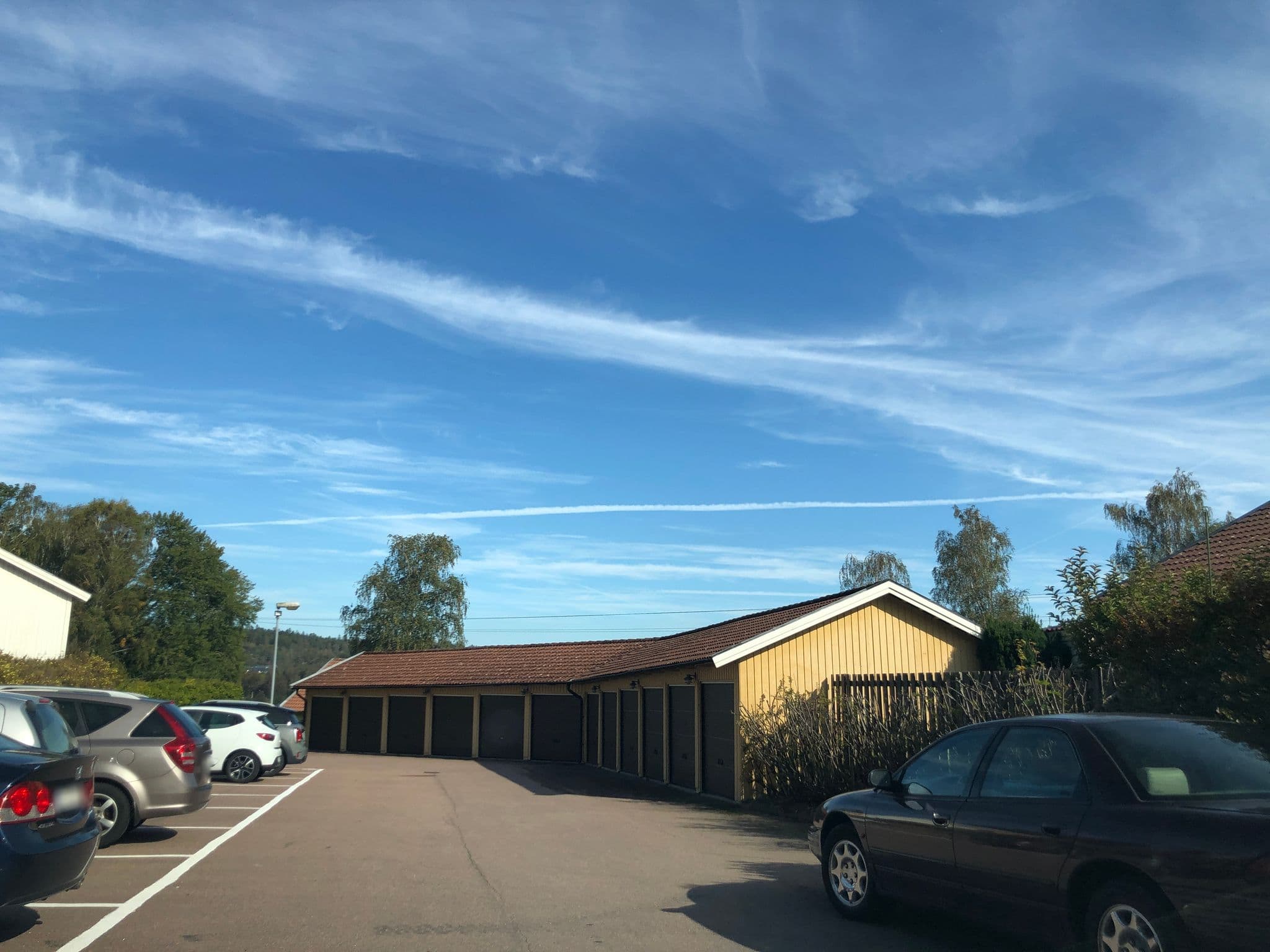 Street view near Stensjöhill Herrgård, Mölndal — © thewheelhenry (CC BY-SA · Mapillary)