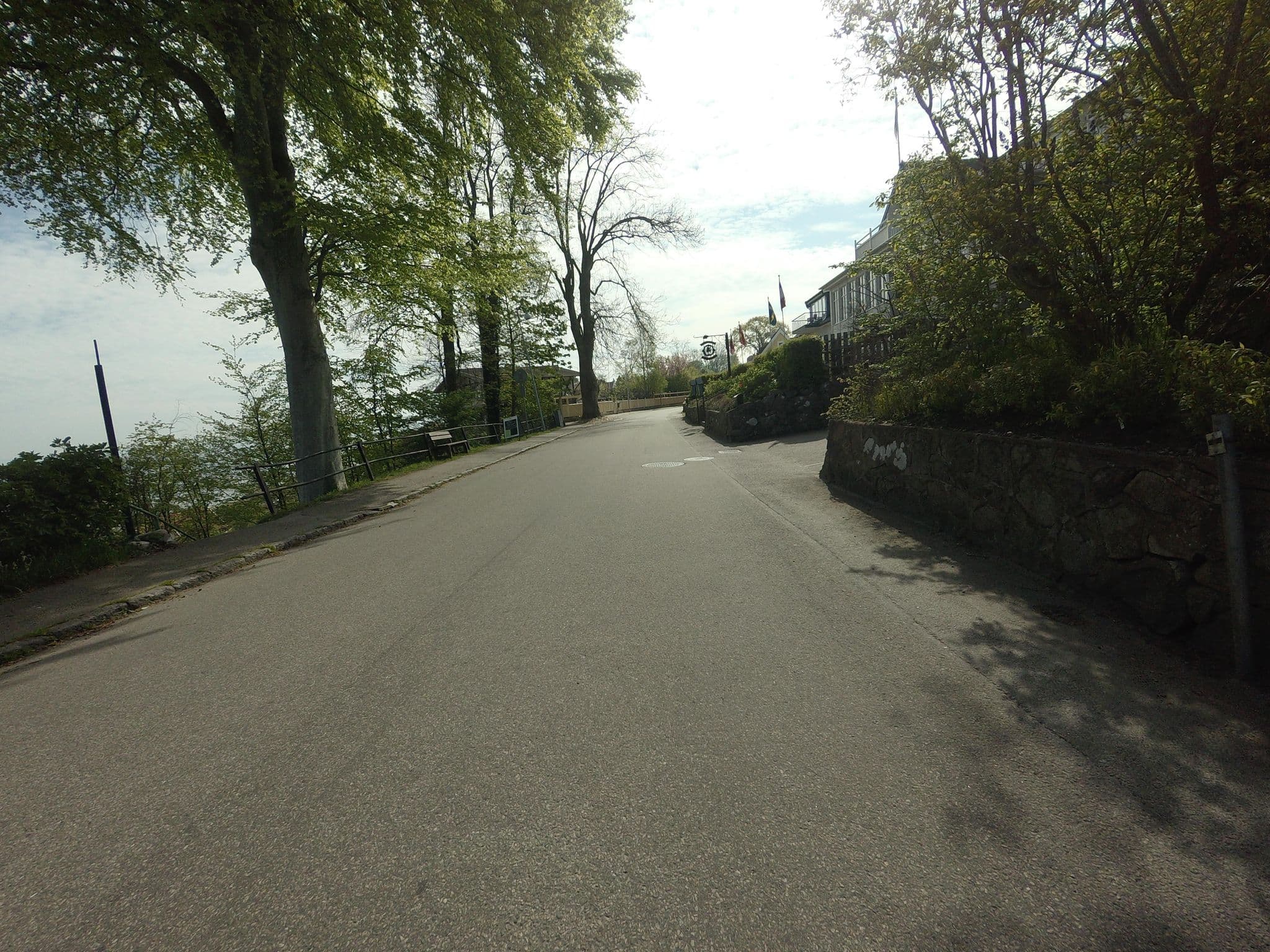 Street view near Strand Krog & Logi Arild, Jonstorp — © larshelmin (CC BY-SA · Mapillary)